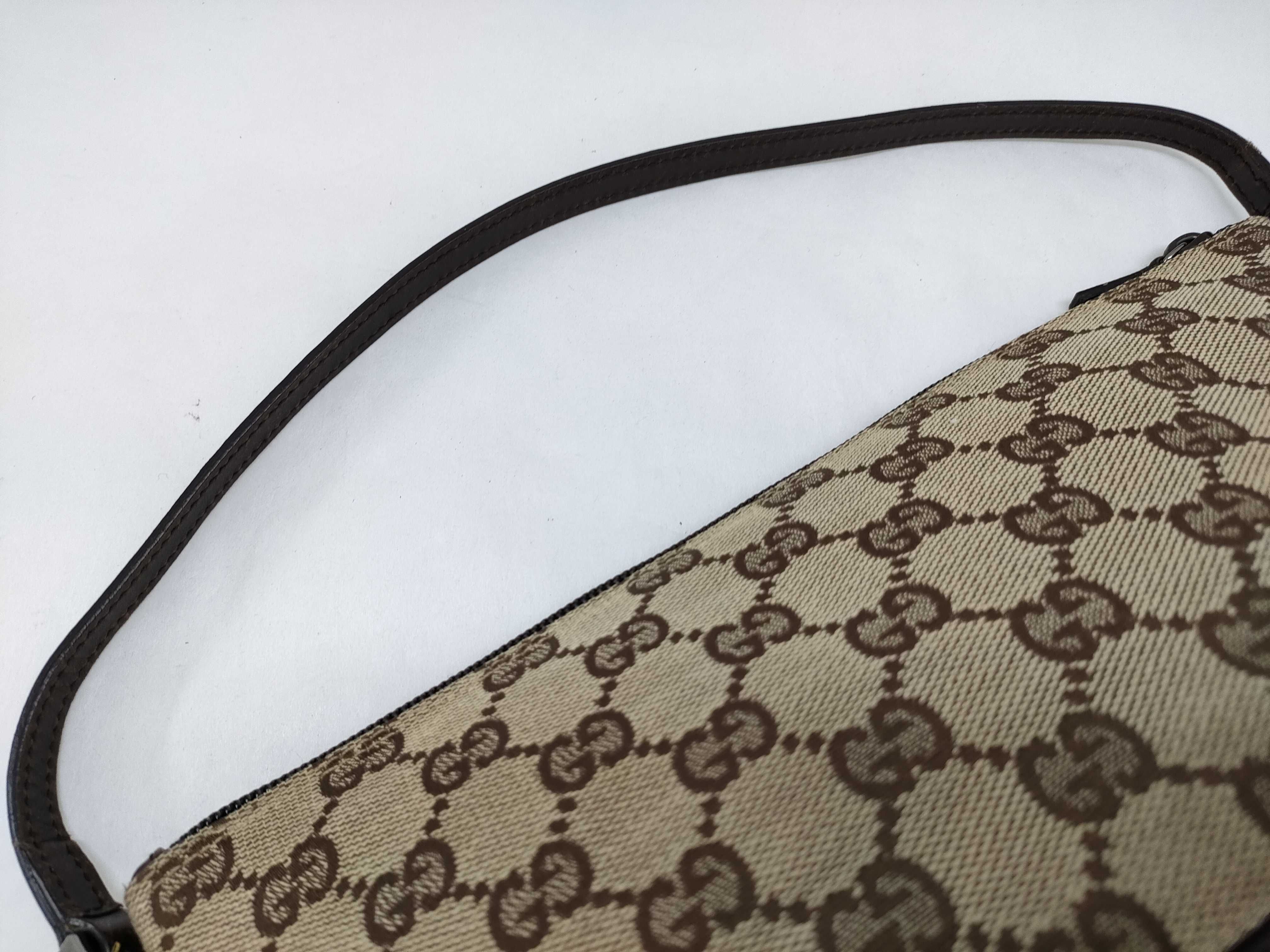 GG Canvas Accessory Pouch Handbag — view 3