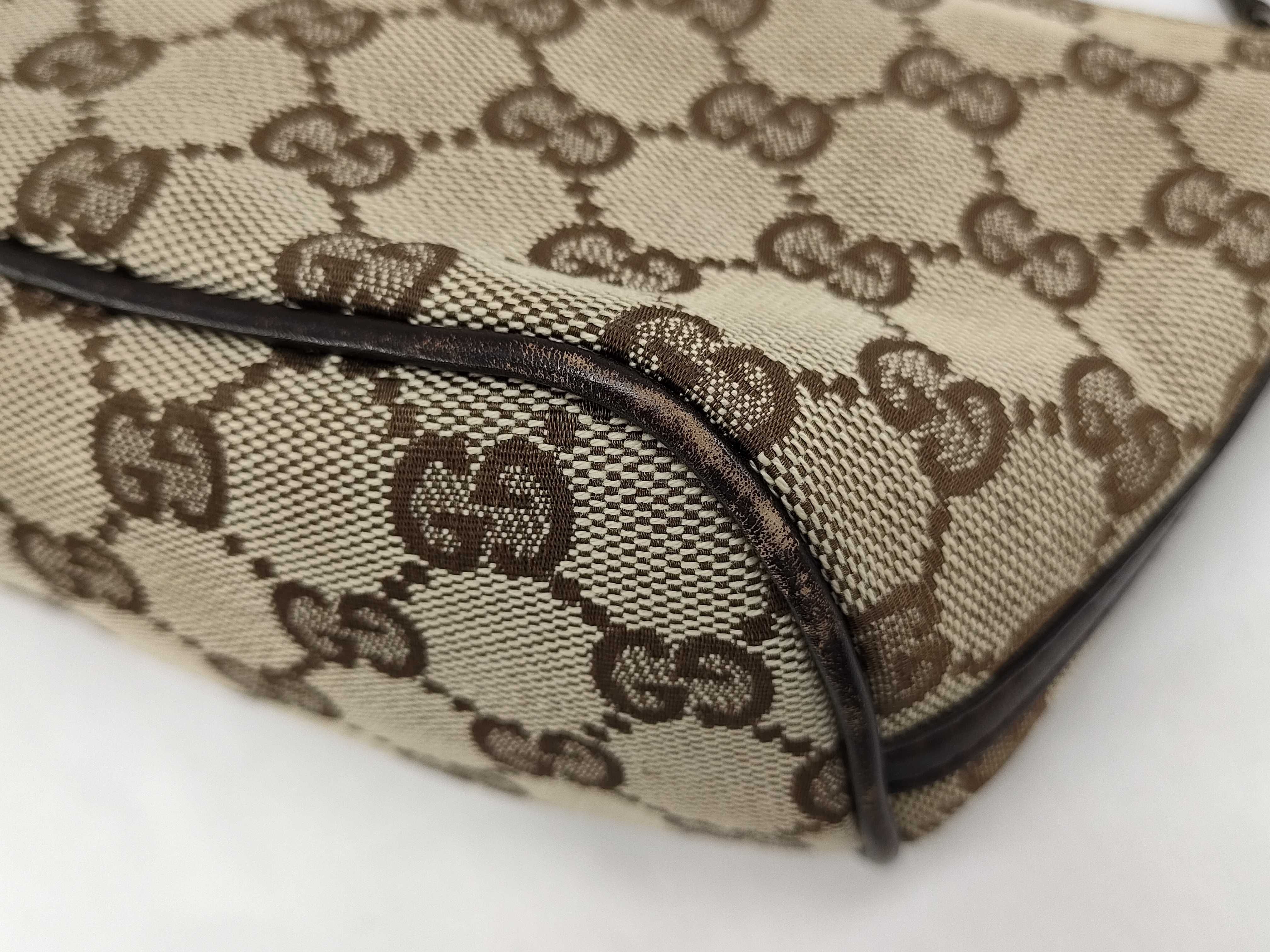 GG Canvas Accessory Pouch Handbag — view 7
