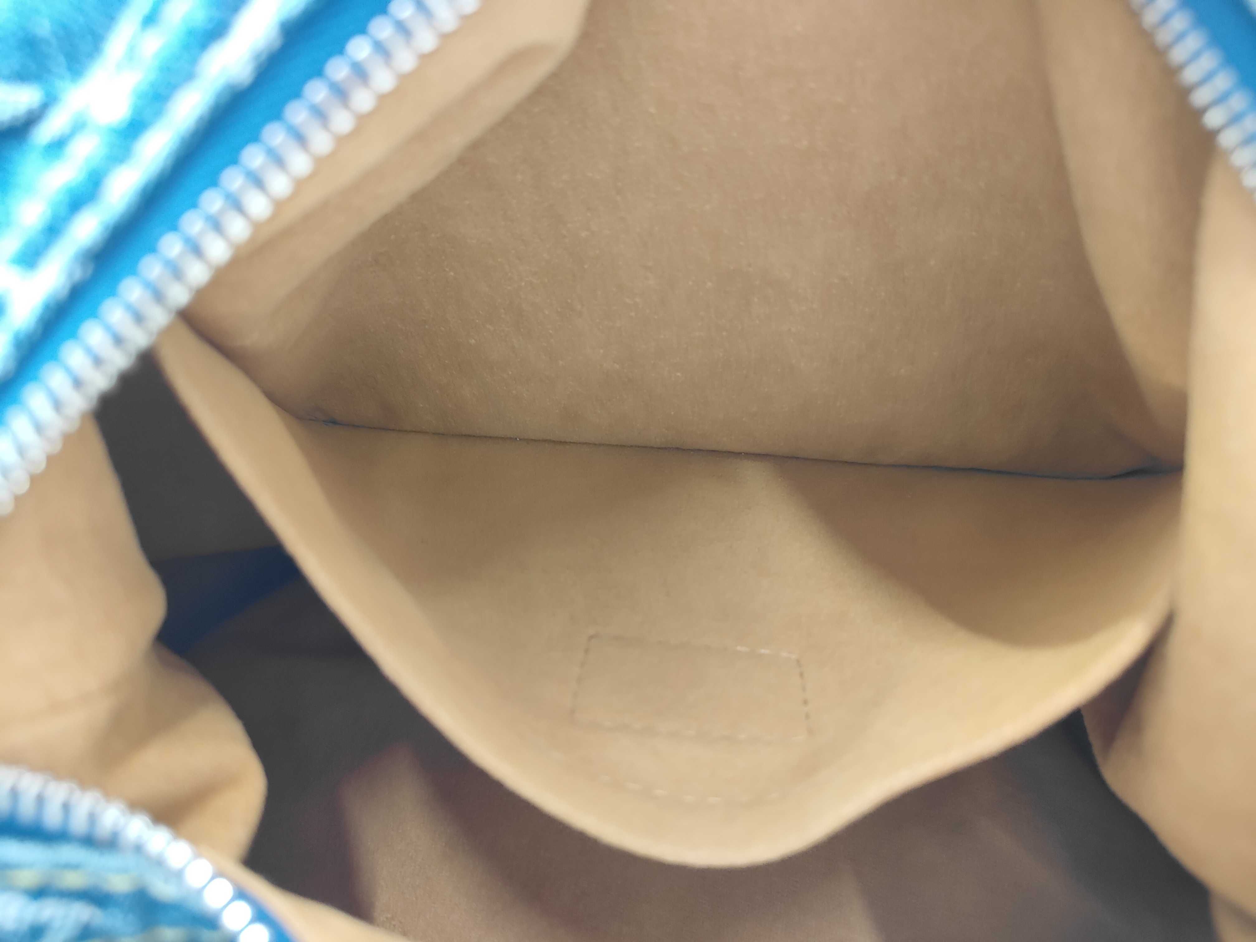 Monogram Denim Baggy GM M95048 Shoulder Bag — view 10