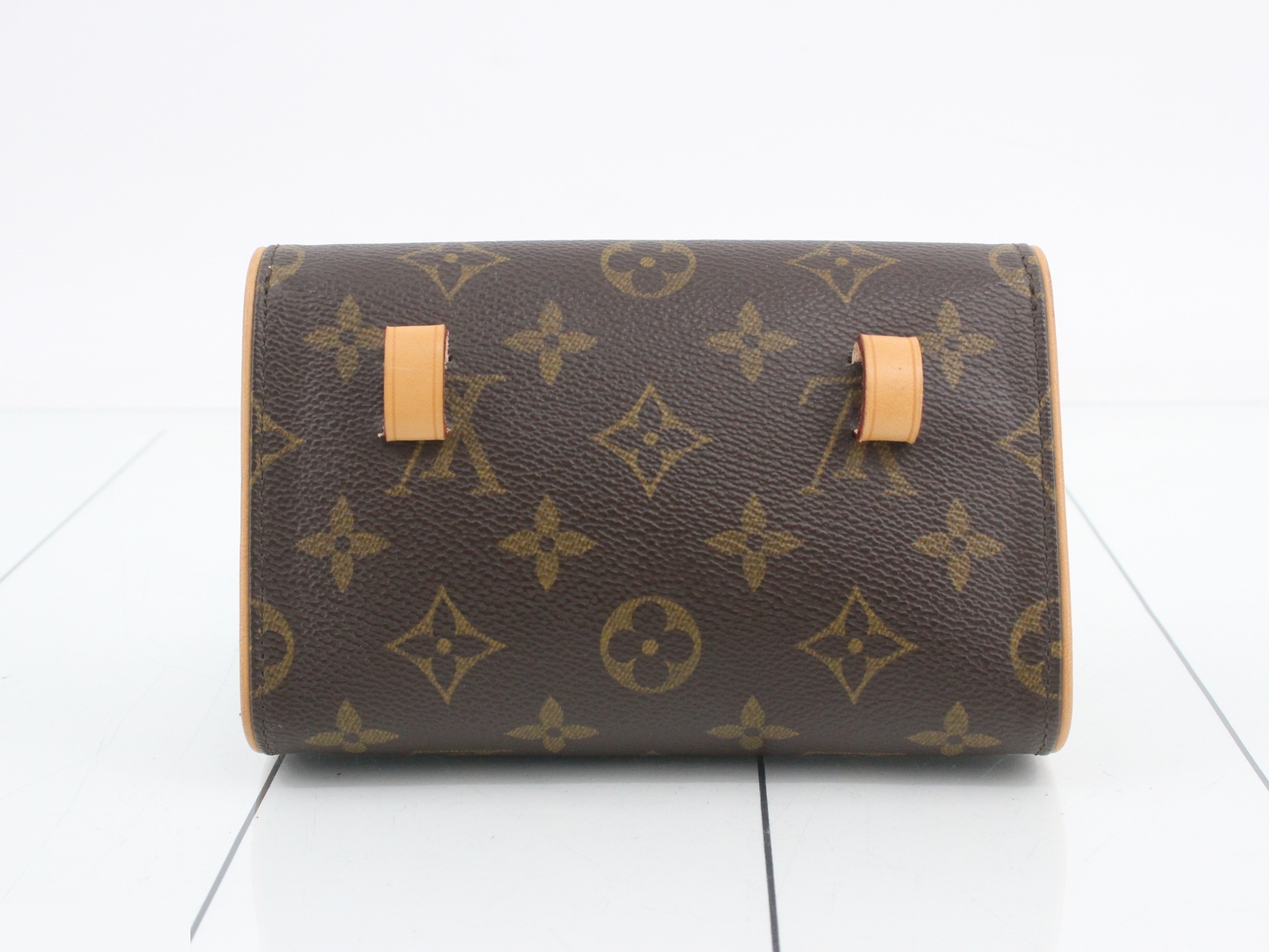 Pochette Florentine with shoulder strap — view 2