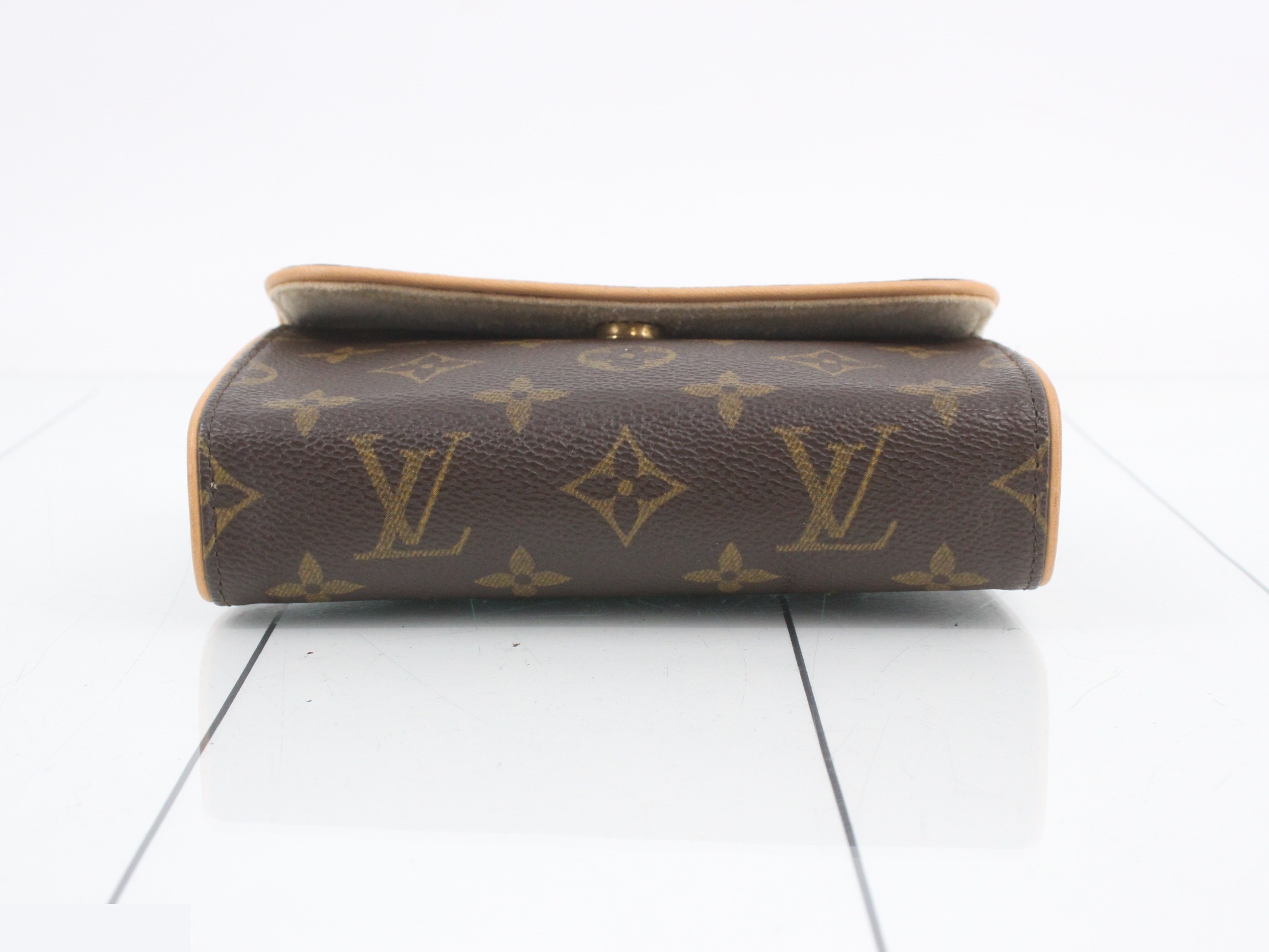 Pochette Florentine with shoulder strap — view 3
