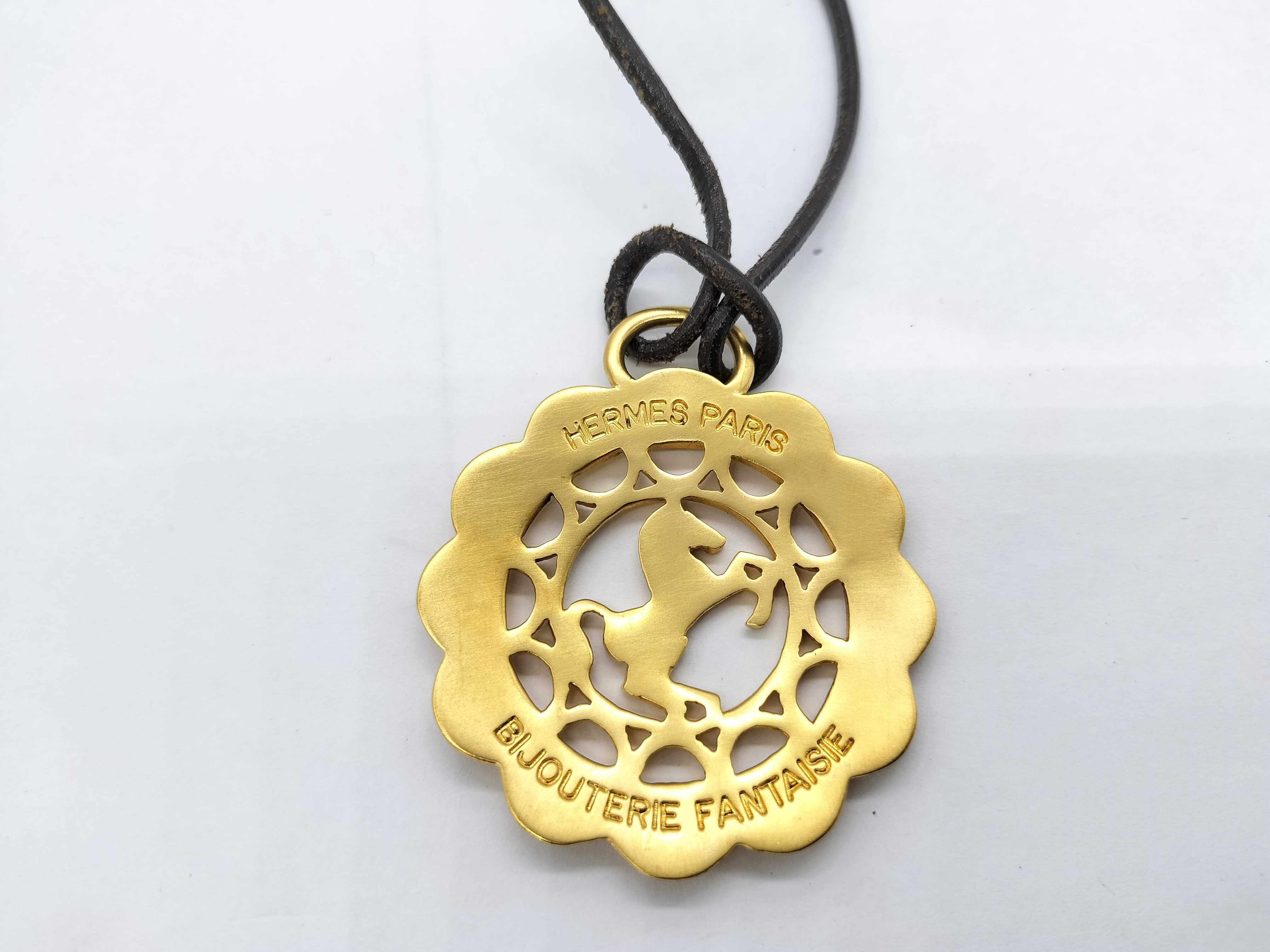 BIJOUTERIE FANTAISIE Horse Pendant Charm Necklace — view 3