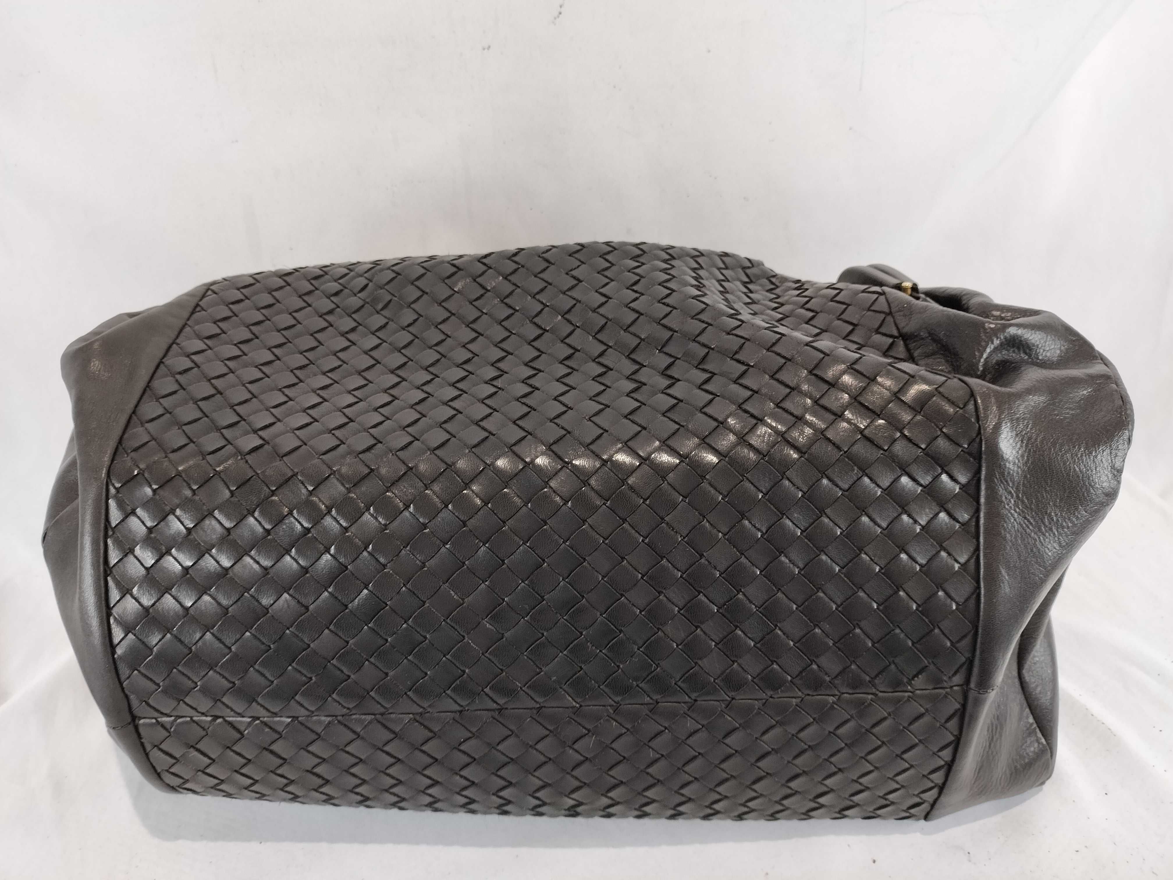 Intrecciato Boston Bag Limited Edition Handbag — view 7