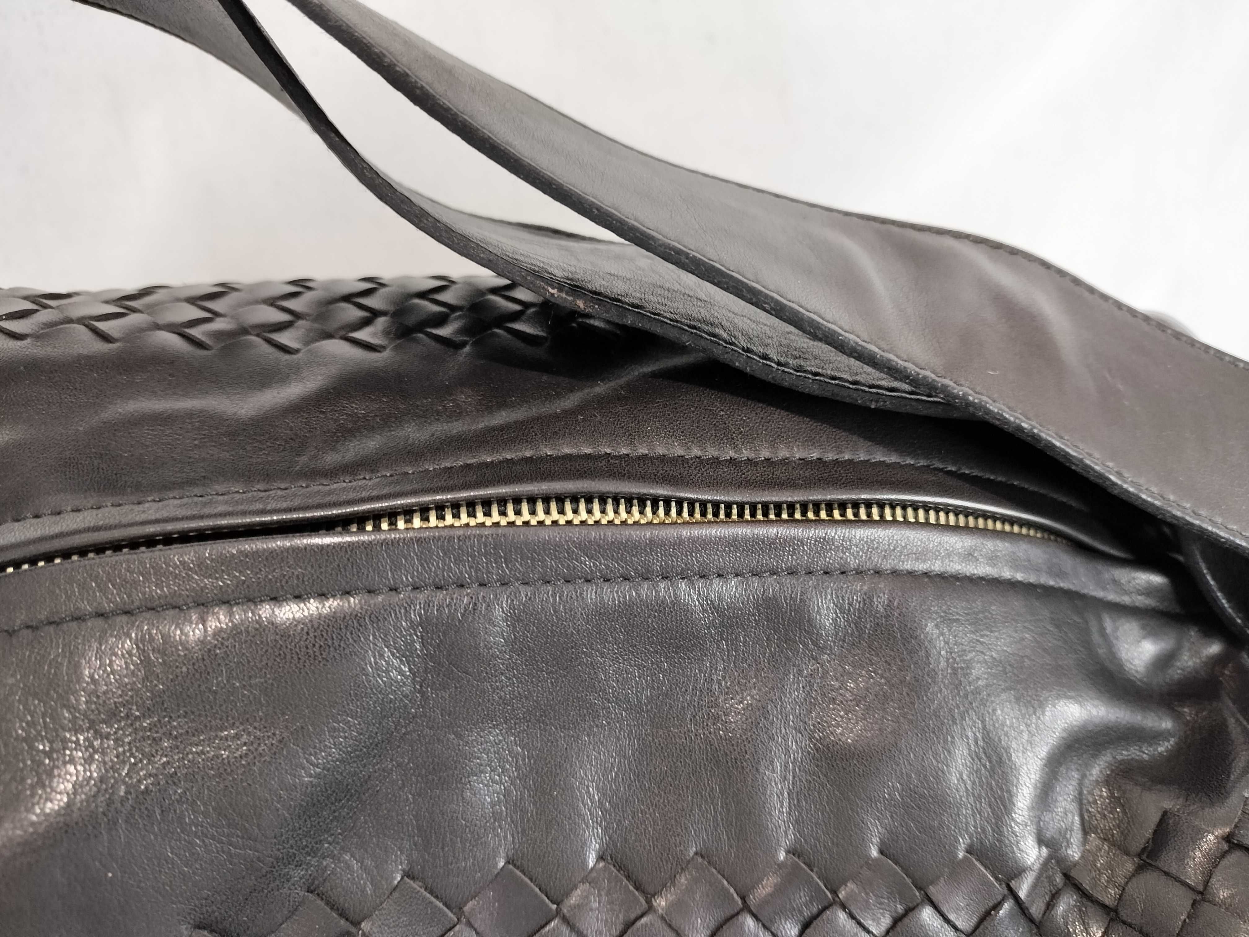 Intrecciato Boston Bag Limited Edition Handbag — view 8