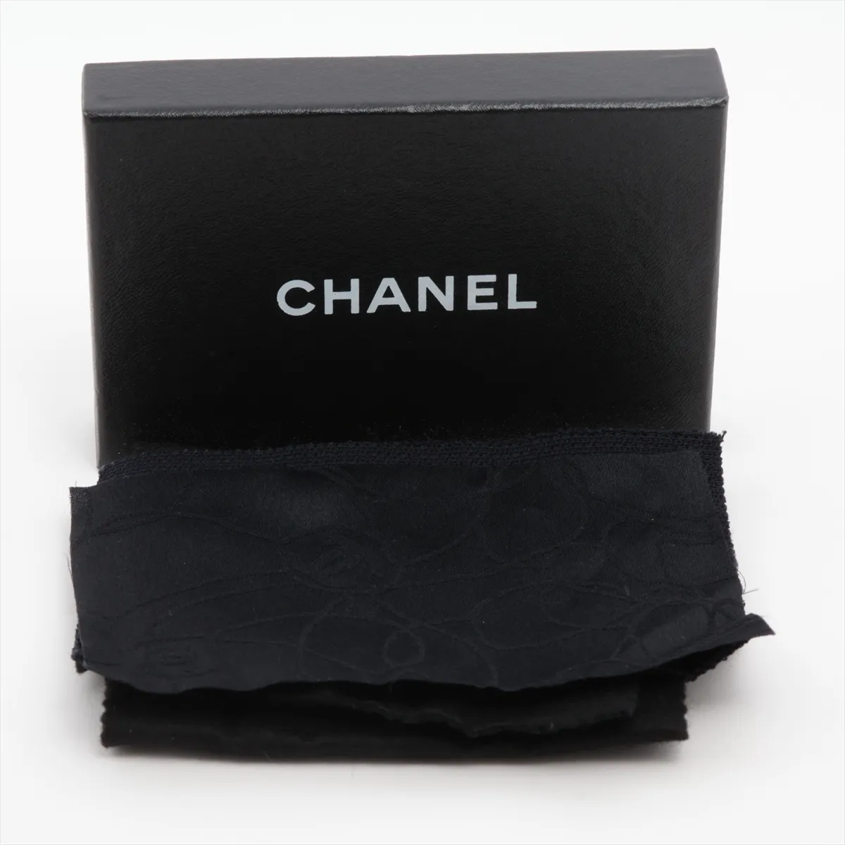 Coco Mark Ribbon Brooch, GP Gold, — view 5