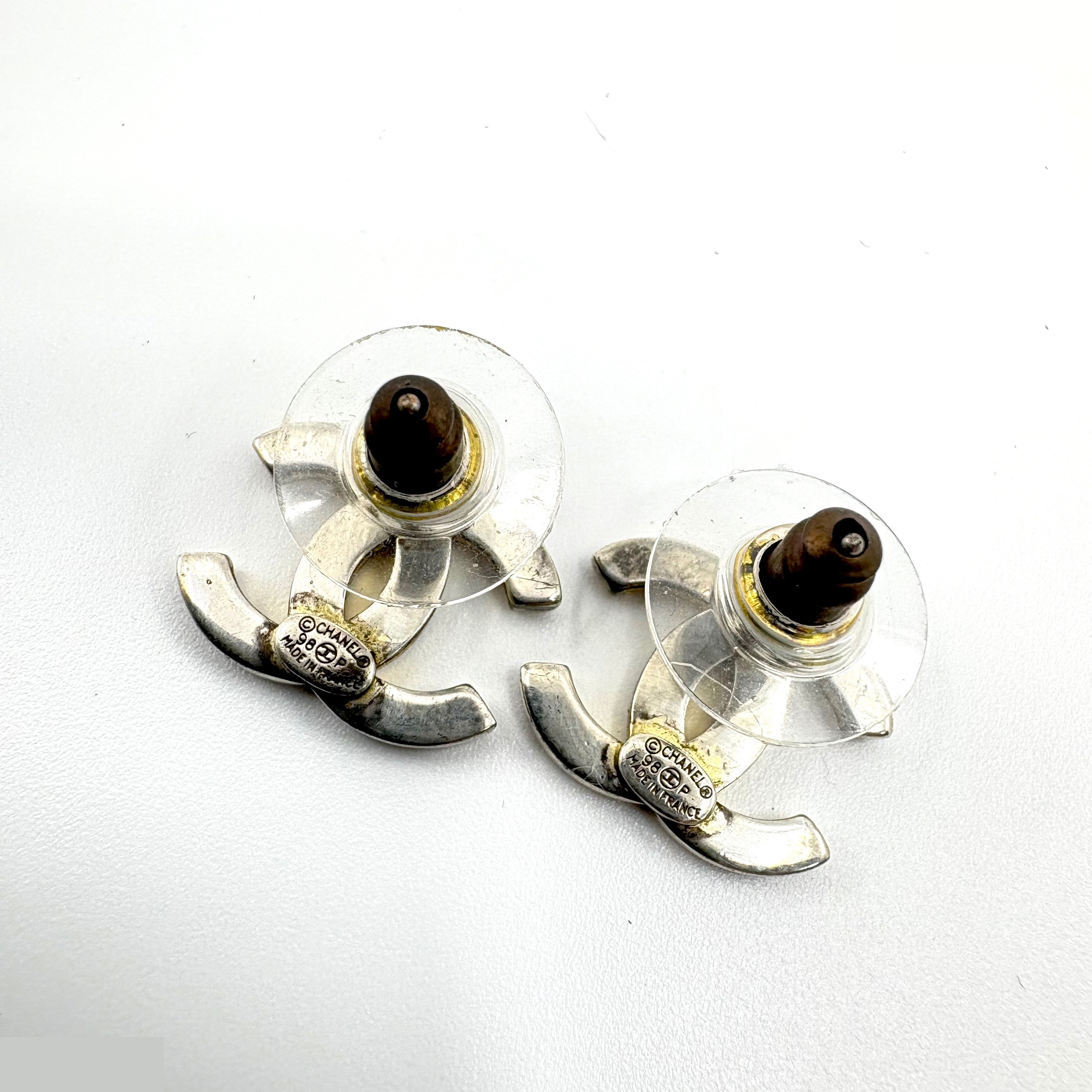 Icon Series 98P (Precious Metal) - Earrings — view 2
