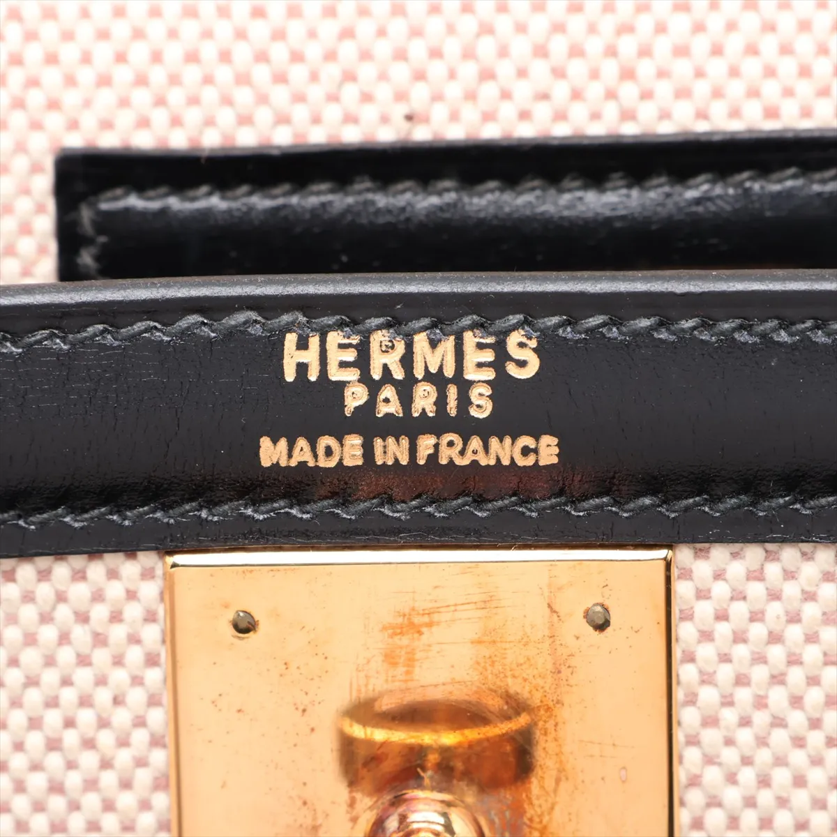 [Individually packaged] Hermes Kelly 28 Sellier Toile H x Box Calf Ecru x Black Gold Hardware J: 1980 — view 11