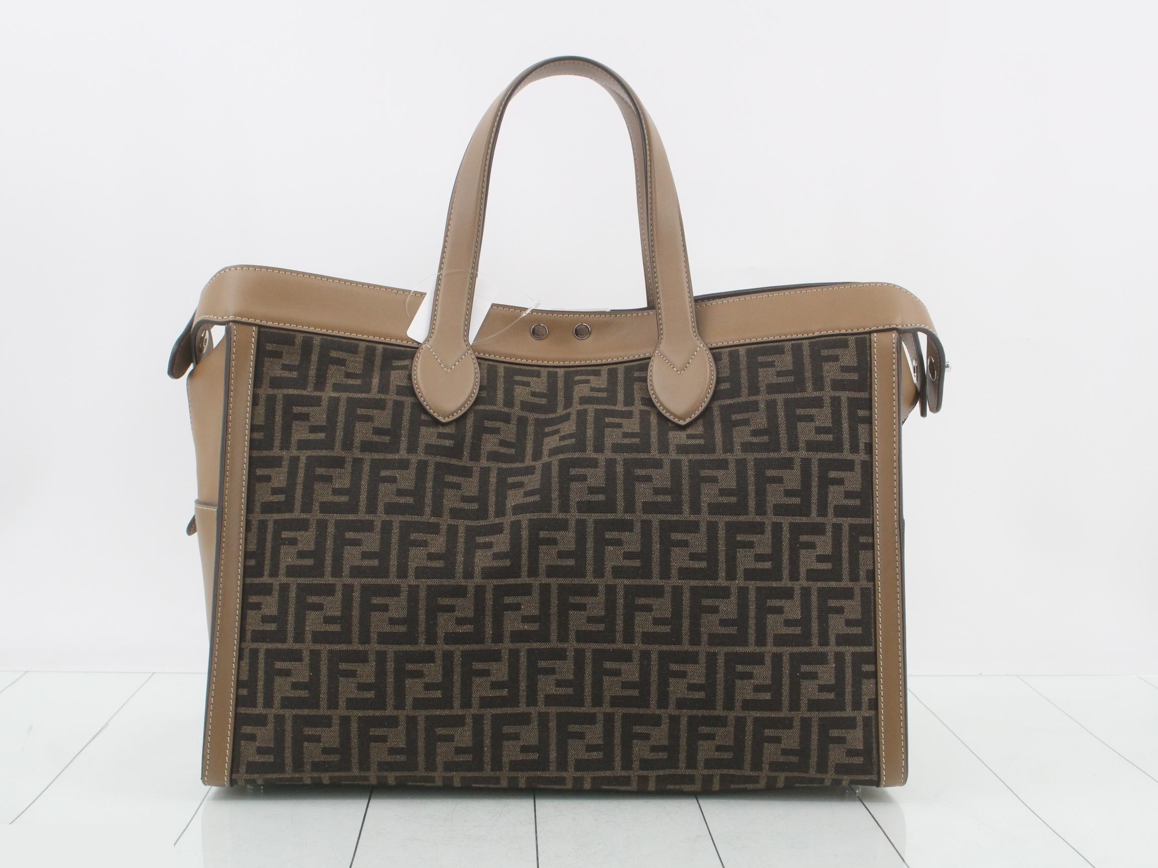 Peekaboo Tote Bag (2-way) — view 2