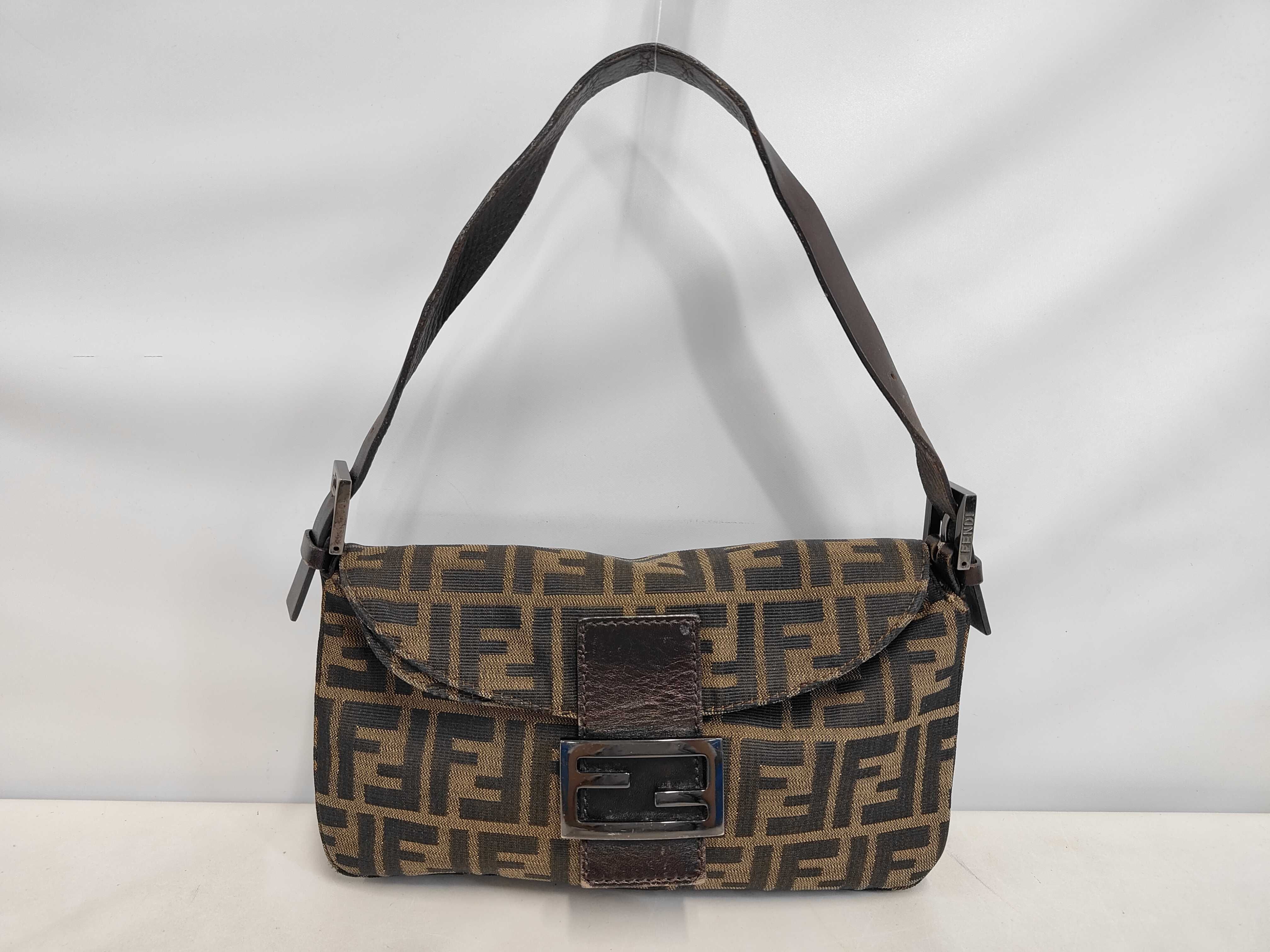 ZUCCA Mamma Bucket Shoulder Bag