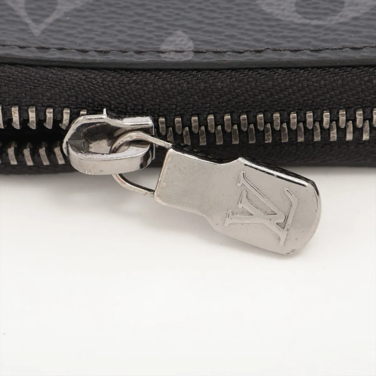 Monogram Eclipse Zippy Wallet Vertical M62295 Noir Round Zip Wallet (RFID detected) — view 9