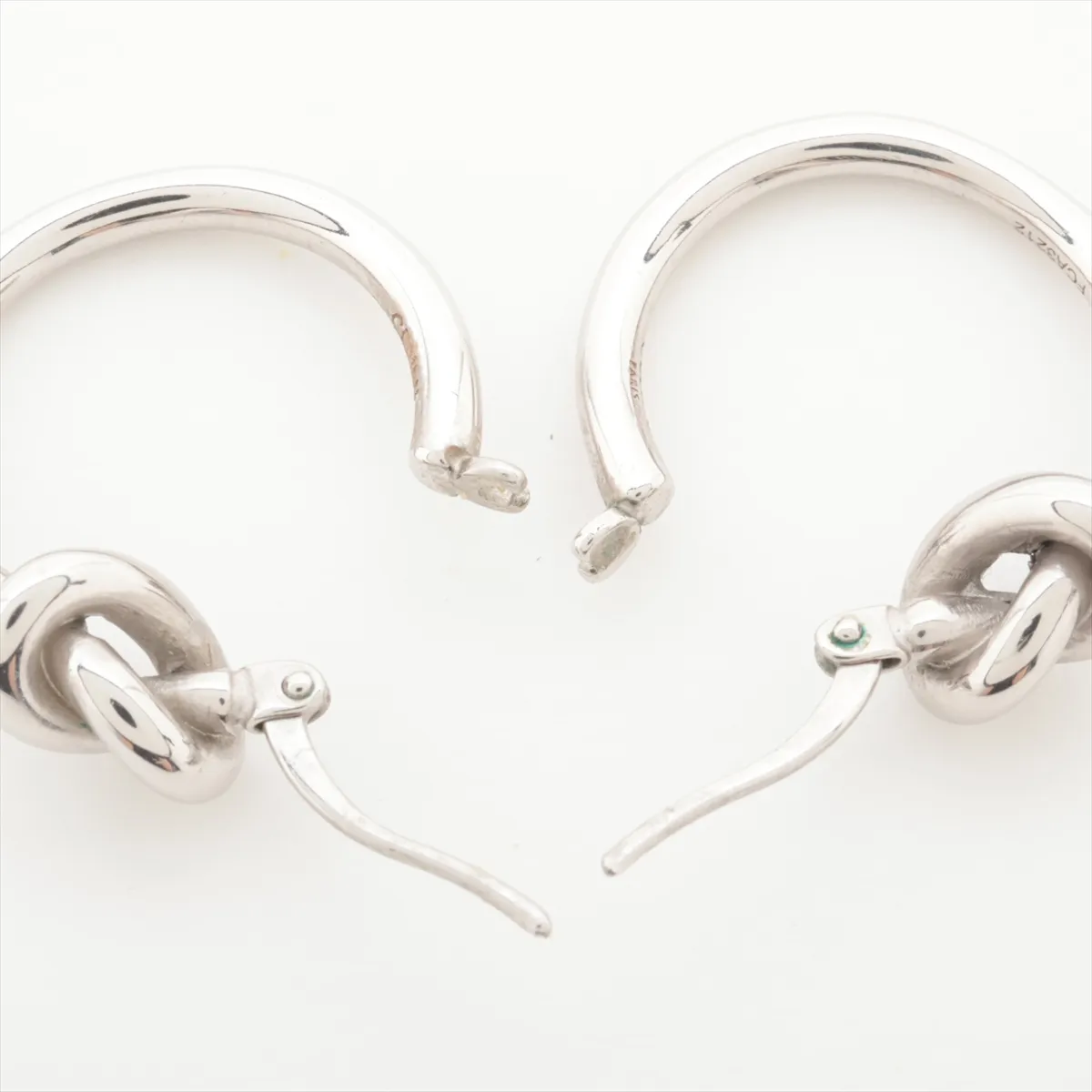 Knot FCA3212 Earrings (for both ears) GP Silver — view 4