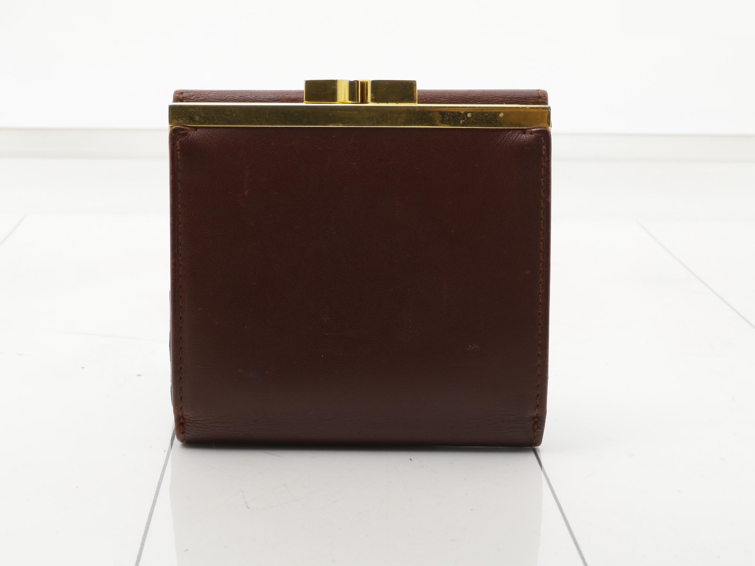 Mustline coin purse — view 2
