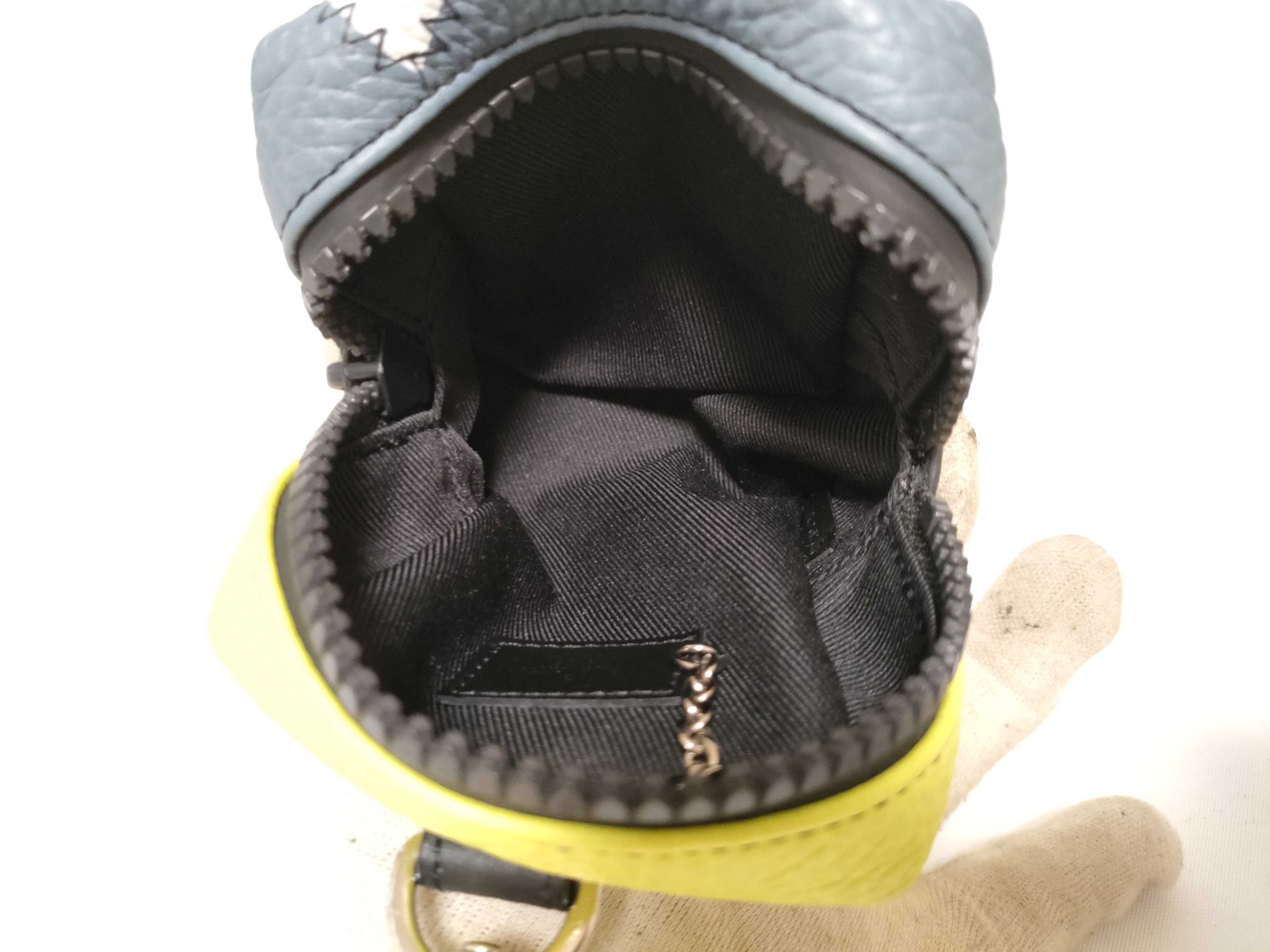 pouch — view 7