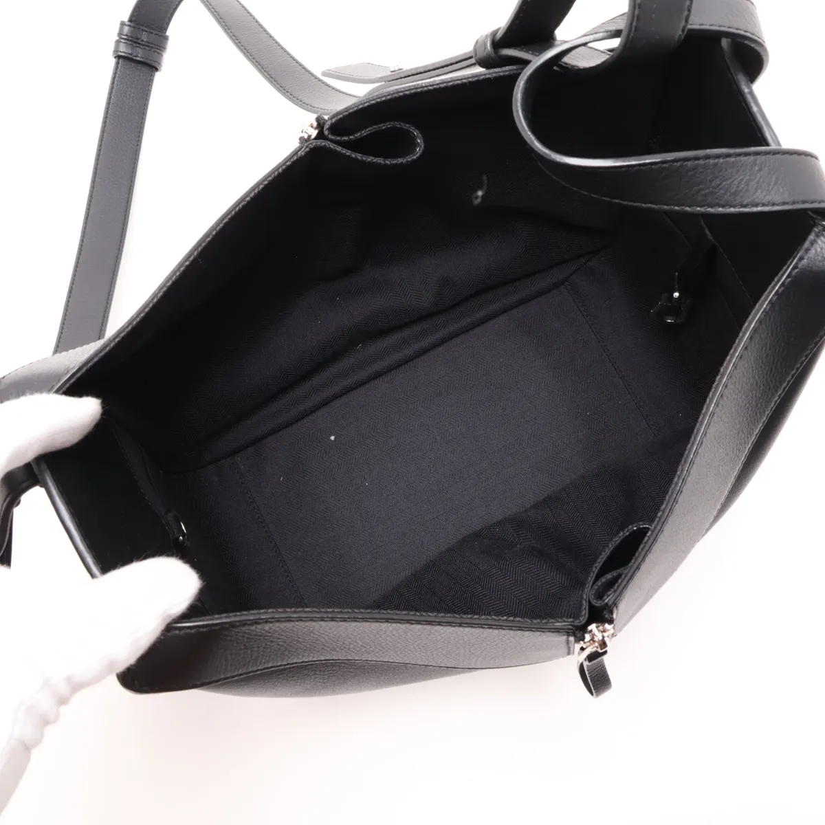Hammock Medium Leather 2-Way Handbag, Black — view 8