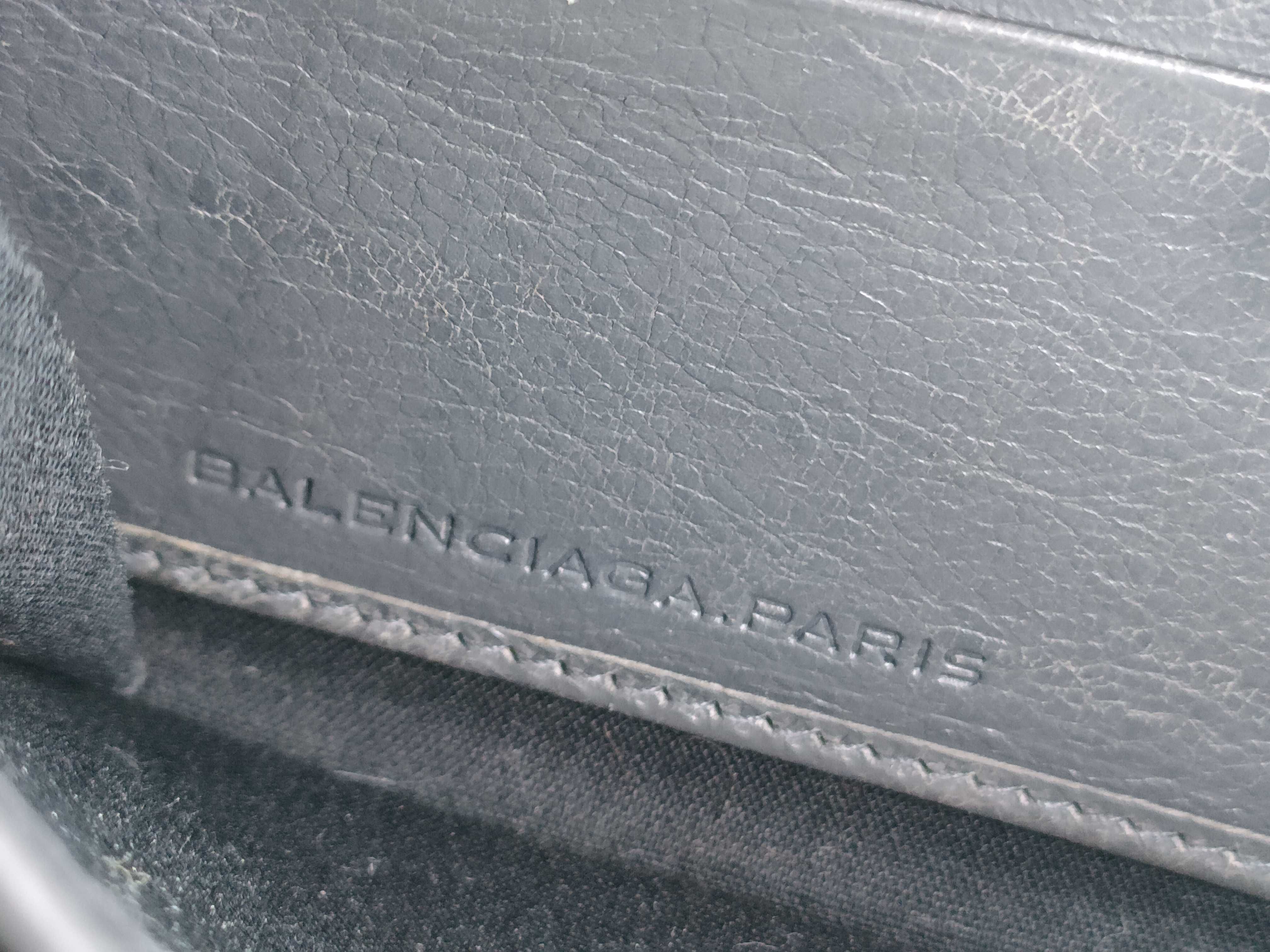 Leather Round Long Wallet Serial Number Wallet — view 11