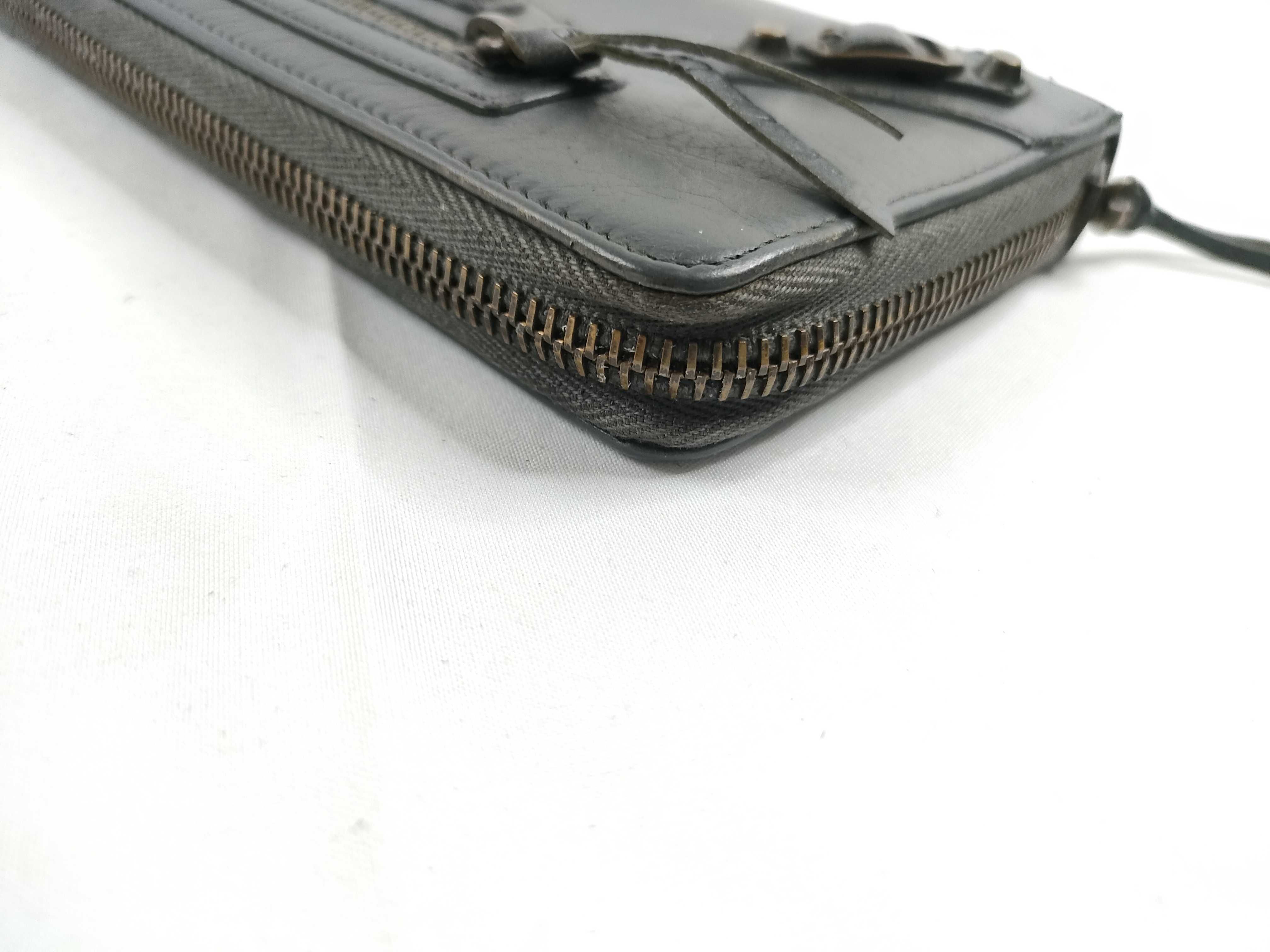 Leather Round Long Wallet Serial Number Wallet — view 4