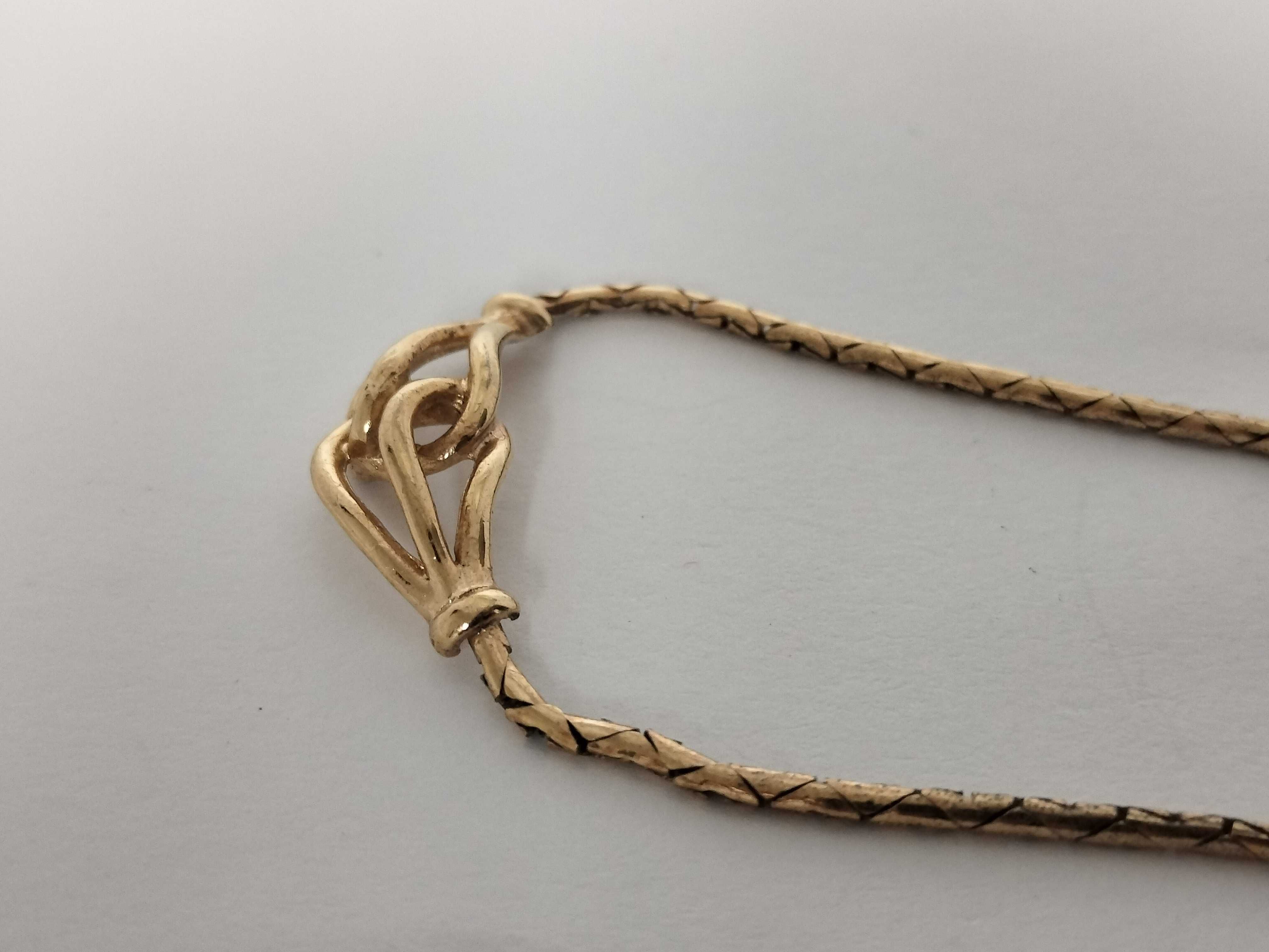 necklace — view 4