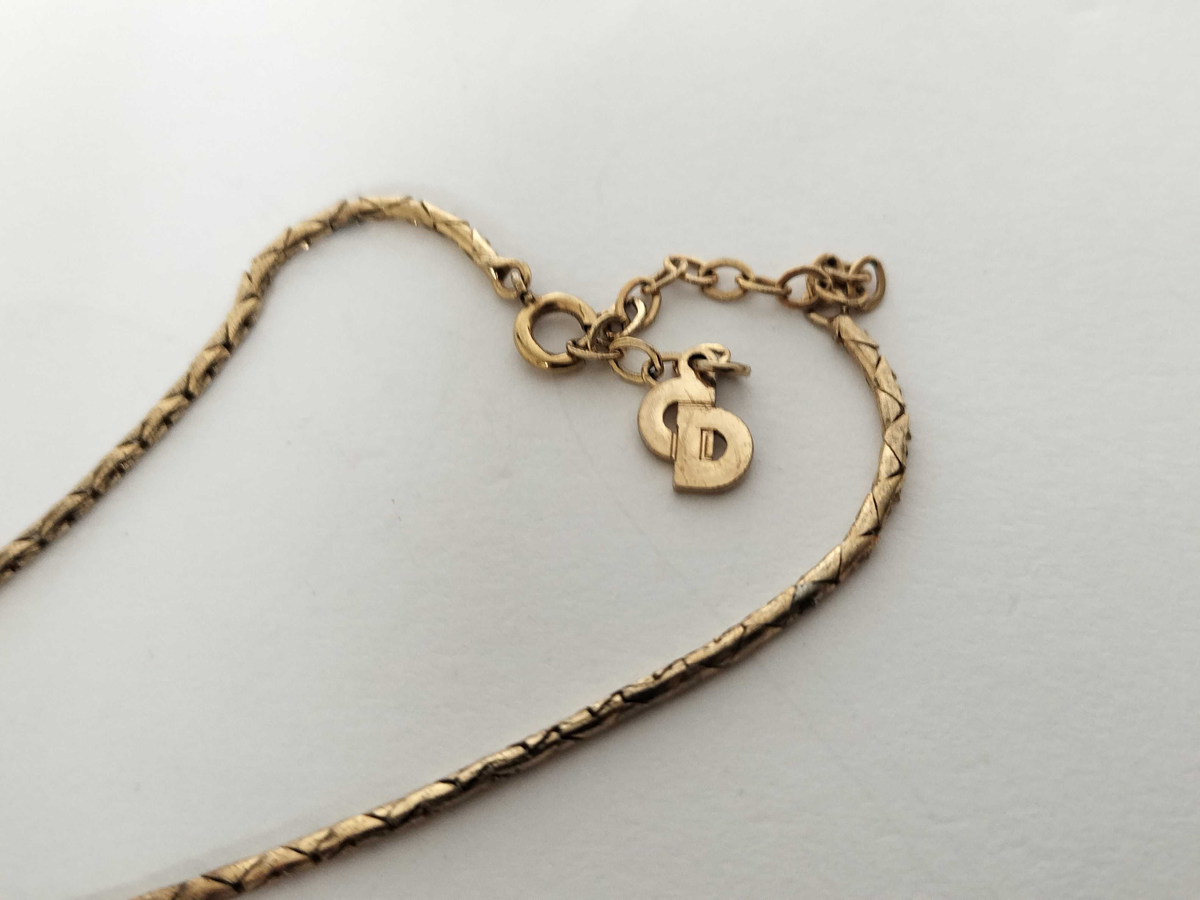 necklace — view 6