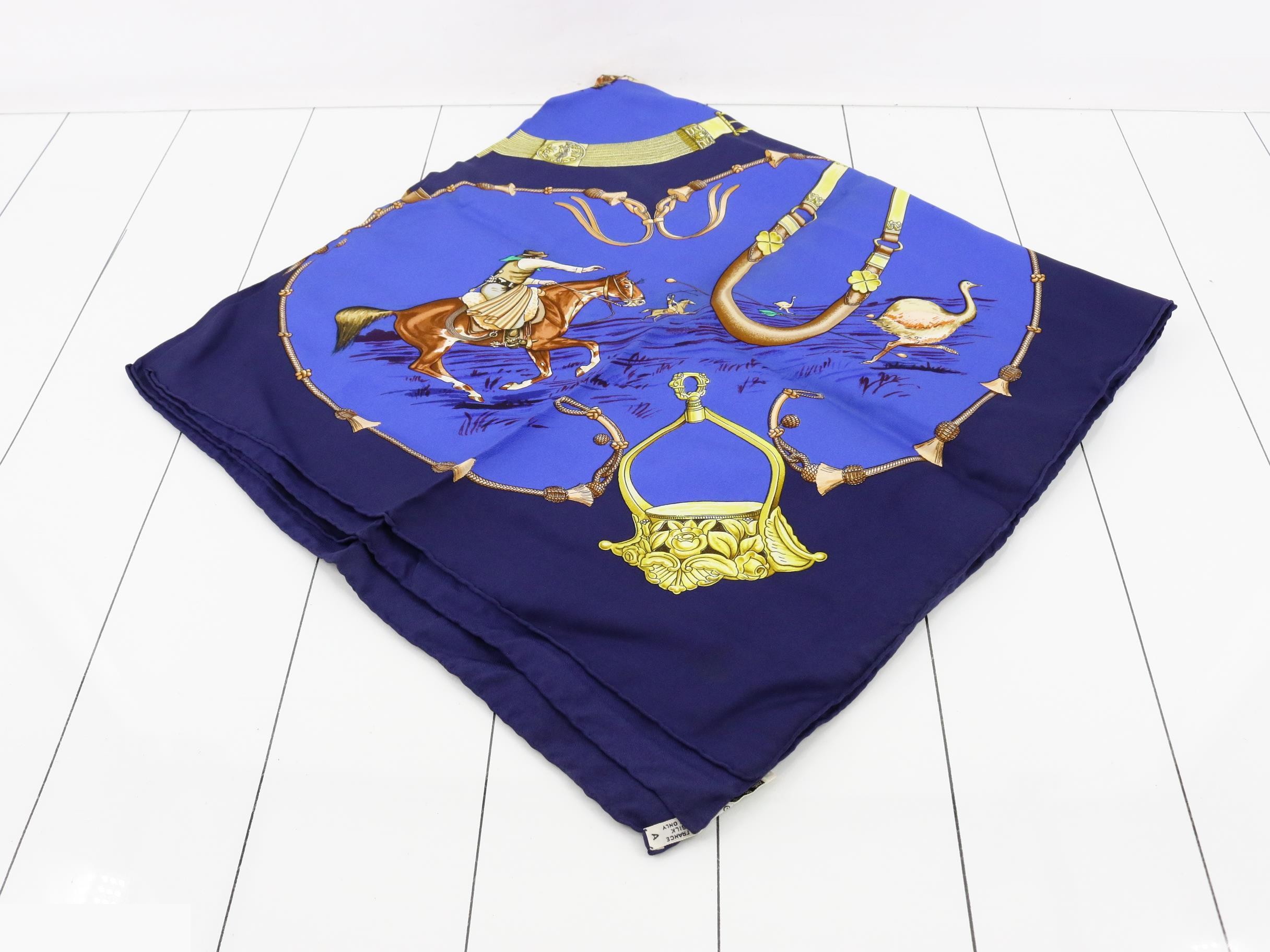 Carre 90 Pampa Great Plains Blue x Navy — view 2