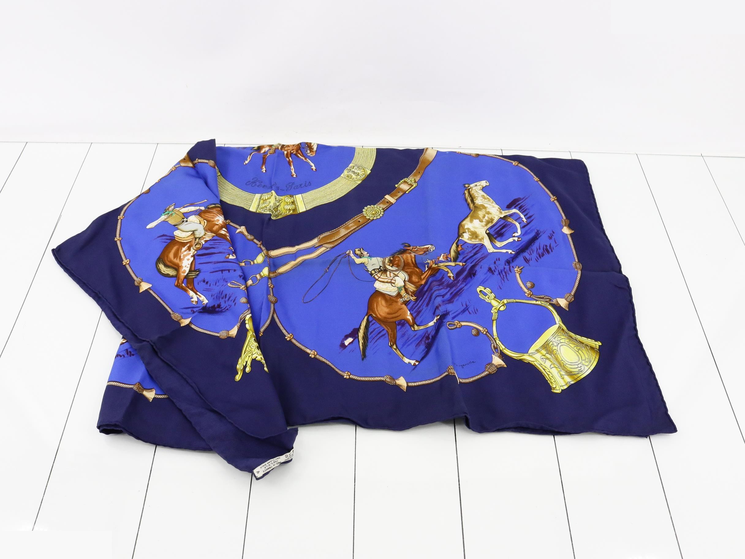 Carre 90 Pampa Great Plains Blue x Navy — view 3