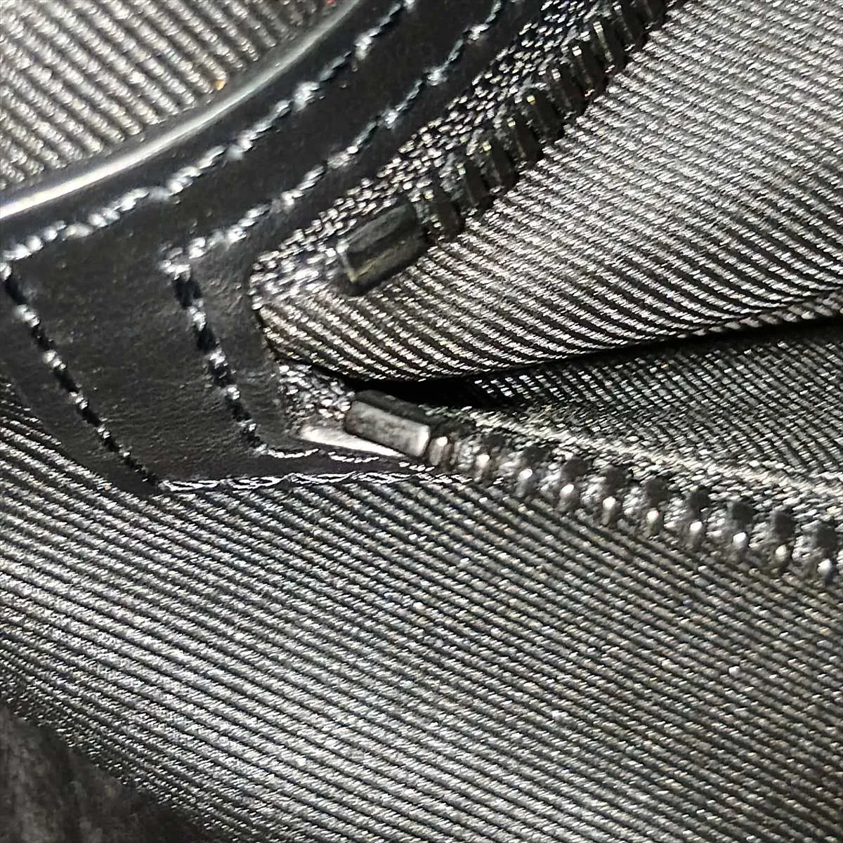 Monogram Shadow Keepall Bandoulière 50 M44810 Black (RFID detected) — view 12