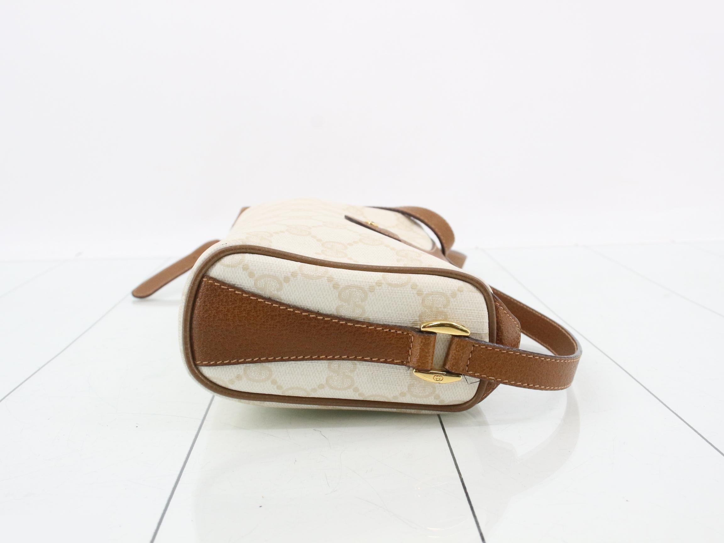 GG Supreme Shoulder Bag, White — view 3
