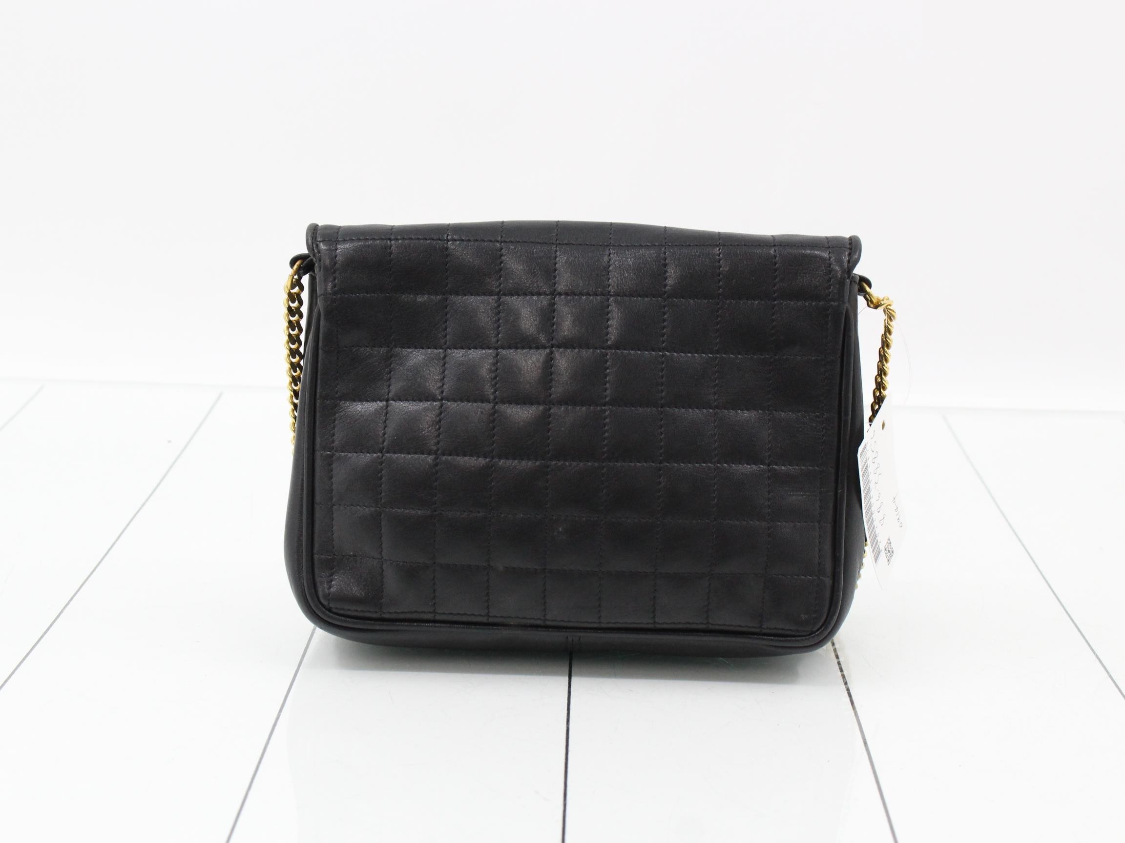 Other lines: Bags and Chain Shoulder Bags — view 2