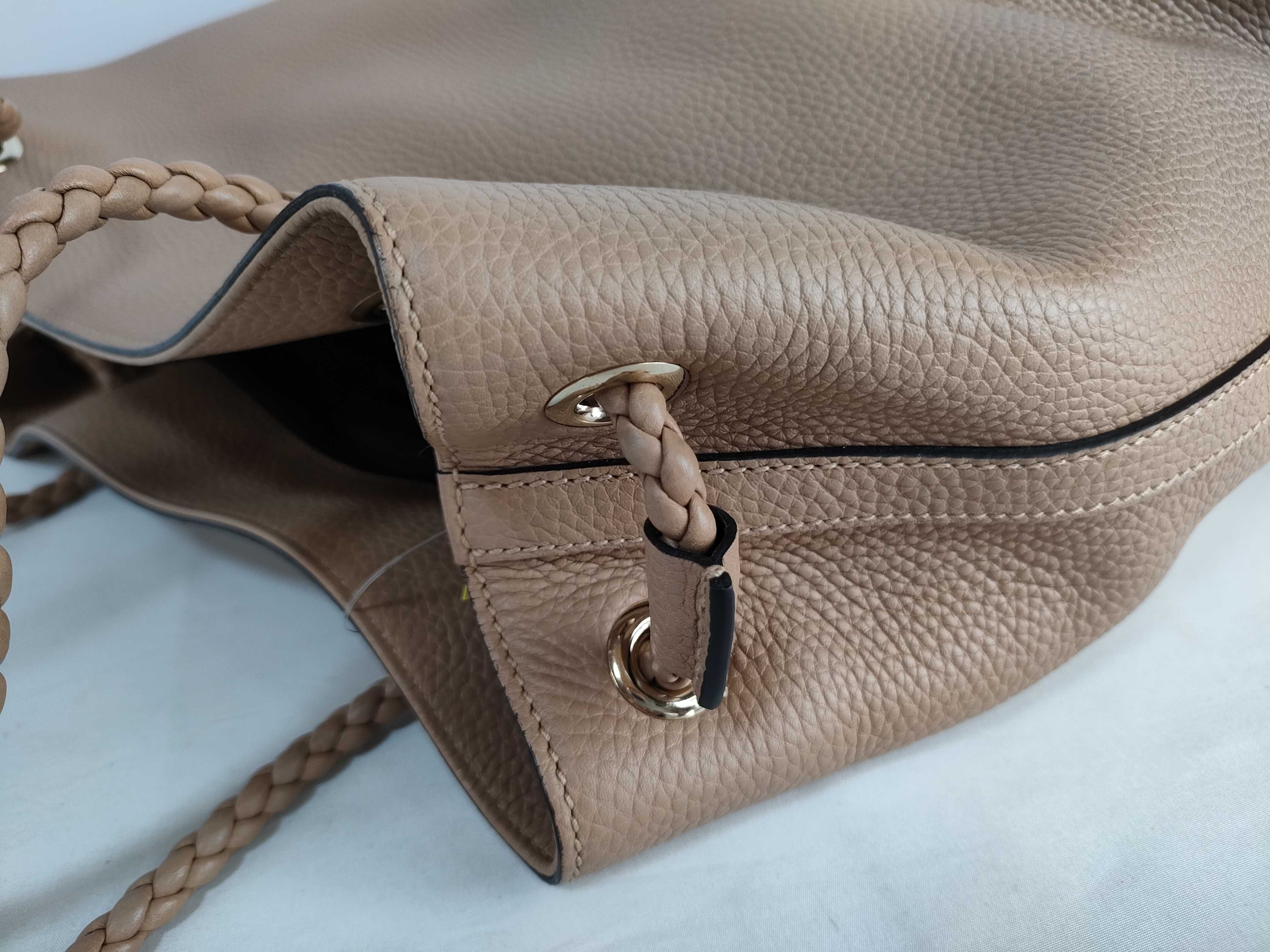 Logo Tote Bag, Beige, Outlet Item — view 5