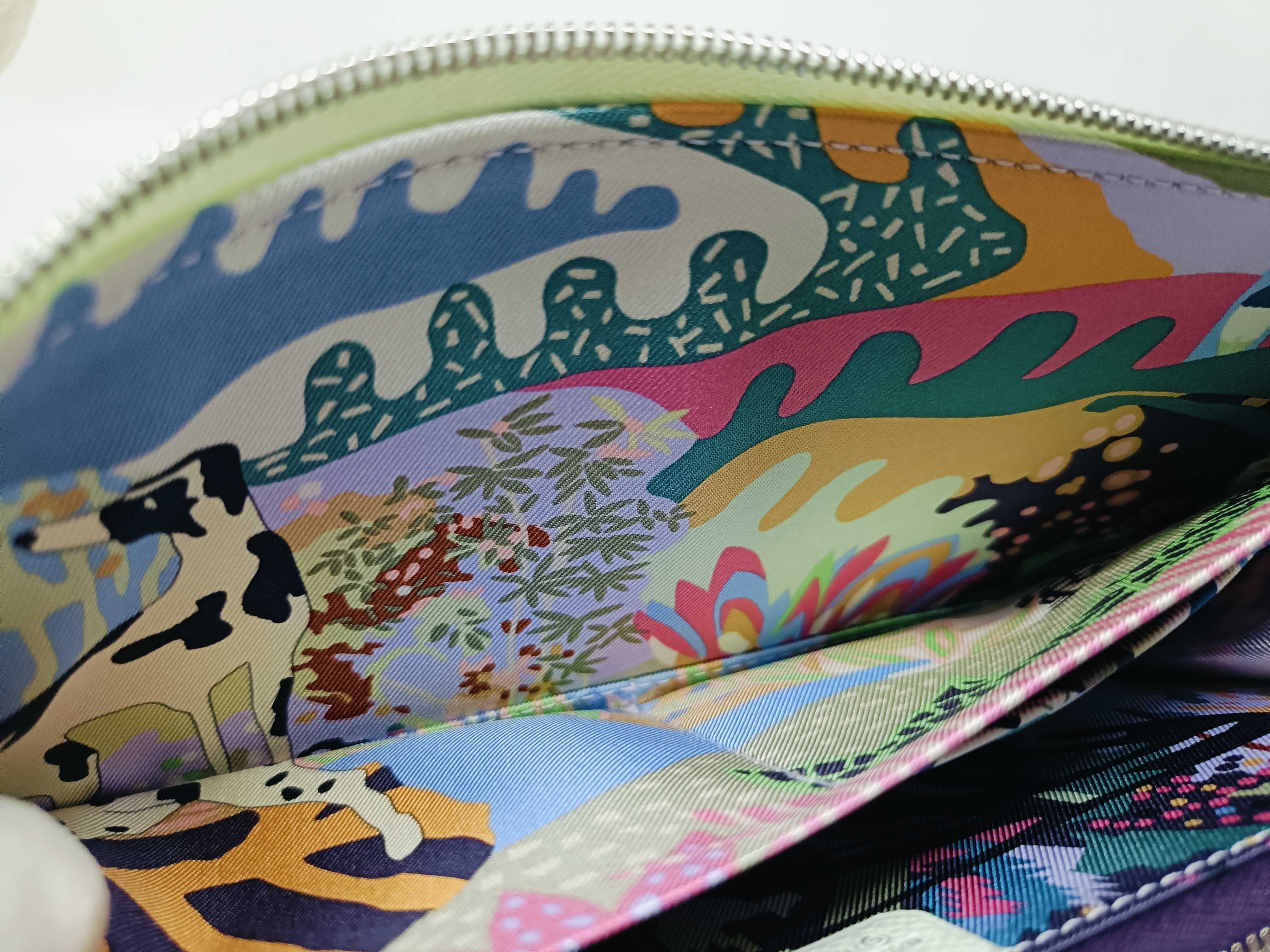Azap Long Silk In Wallet with U-stamp and Silver Hardware — view 12