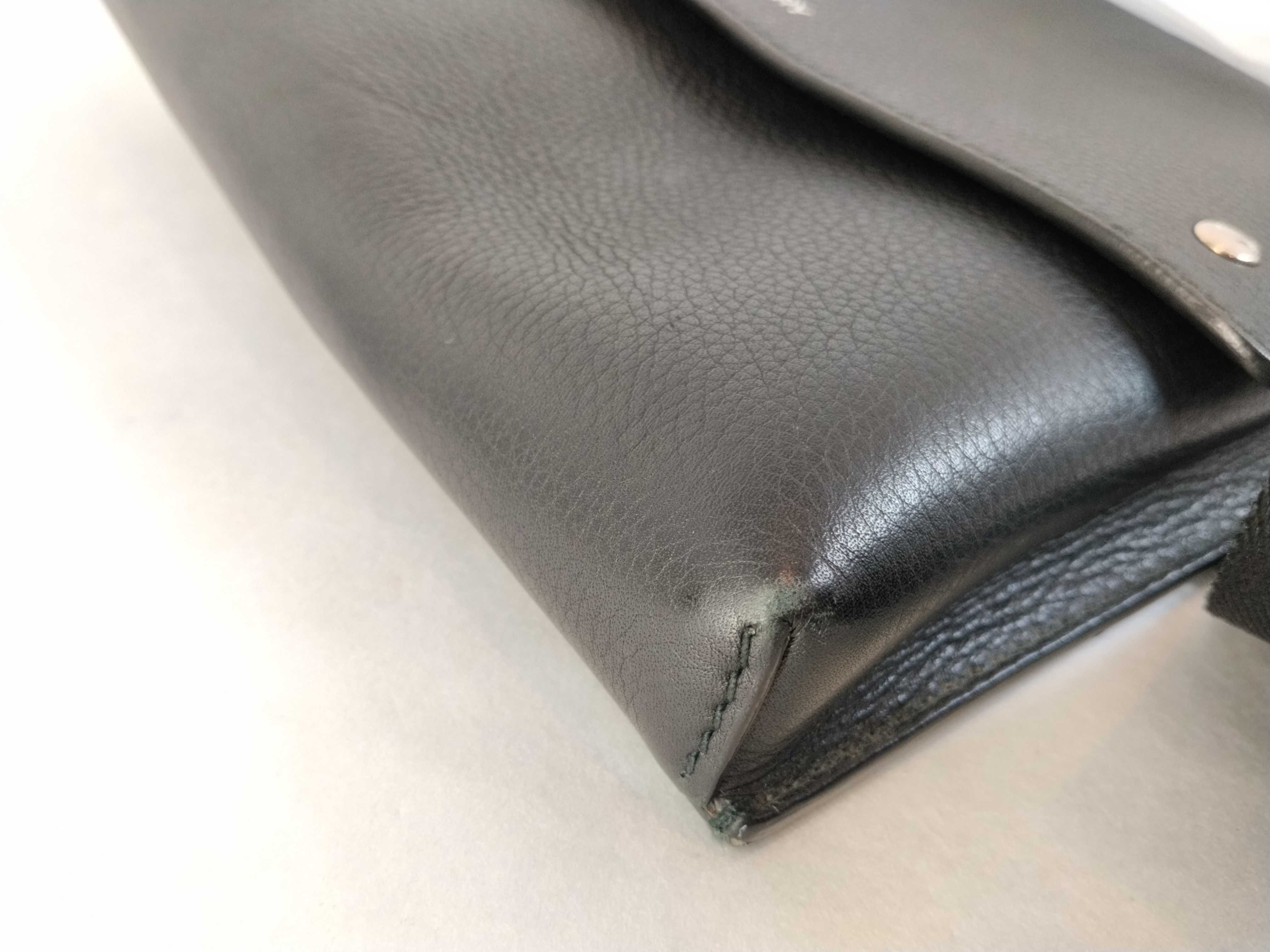 VN- Logo Leather Shoulder Bag Black — view 12