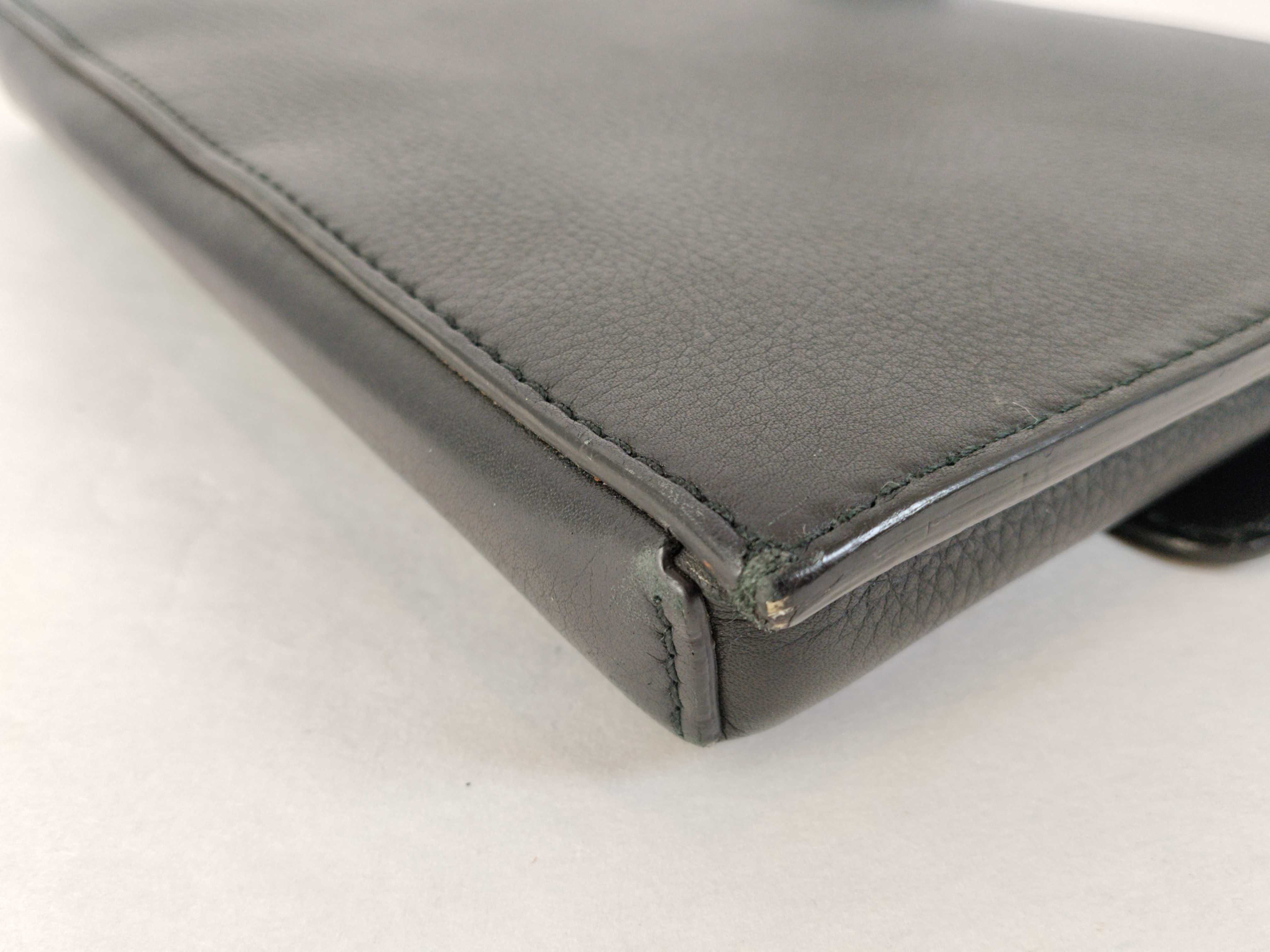 VN- Logo Leather Shoulder Bag Black — view 6