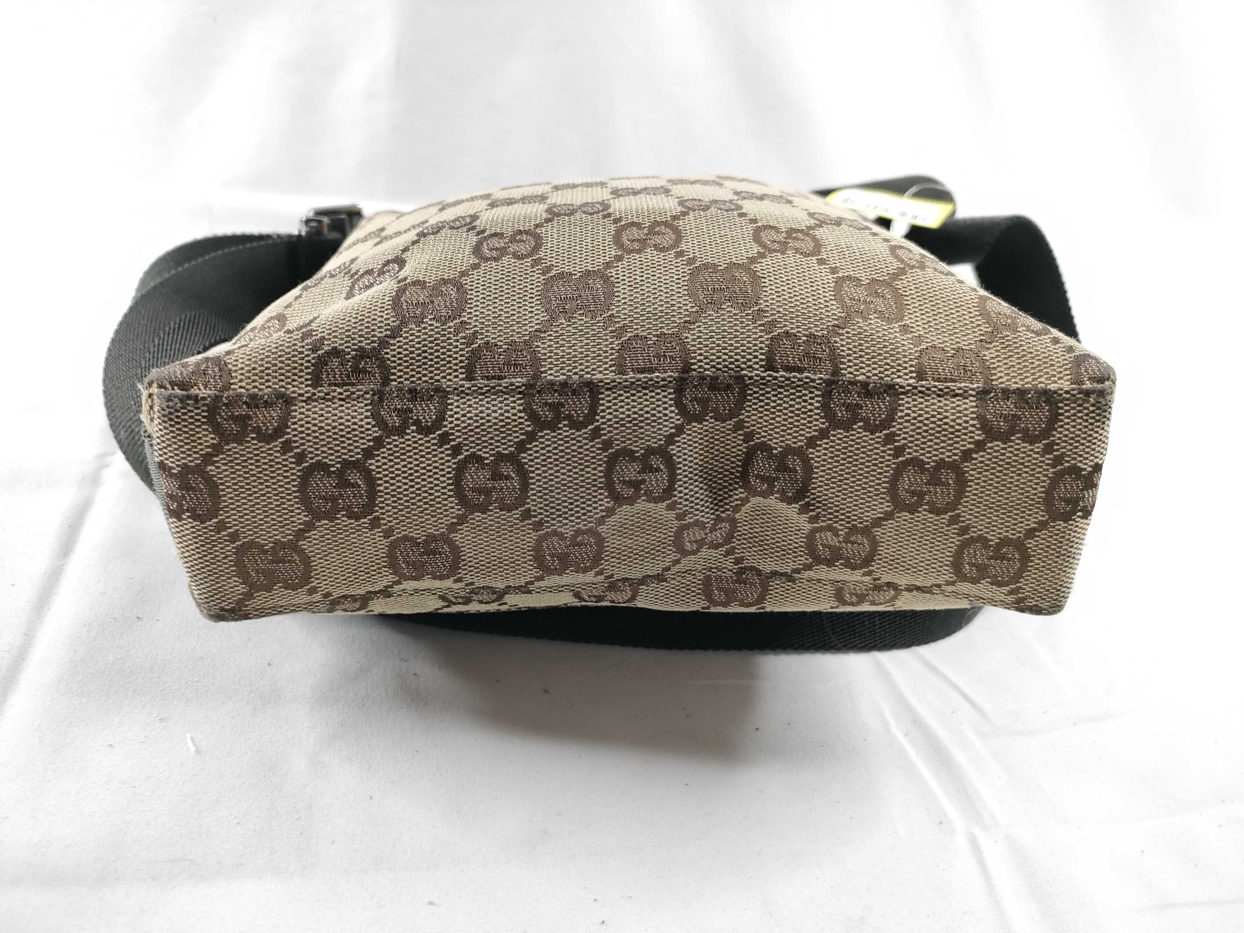 GG Canvas 92646 Shoulder Bag — view 4