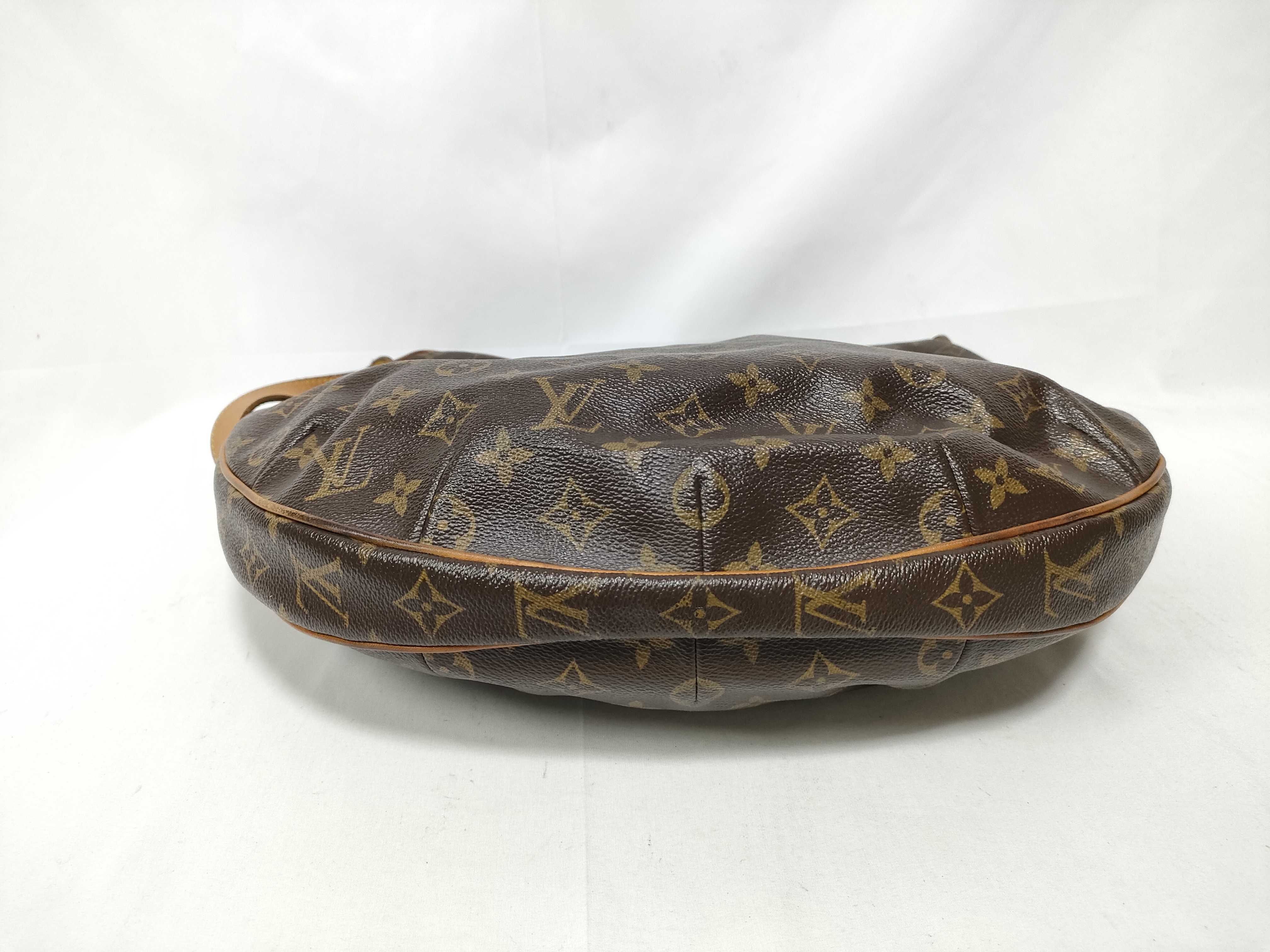 Monogram FR- Monogram Croissant GM M51511 Bag Shoulder Bag — view 3