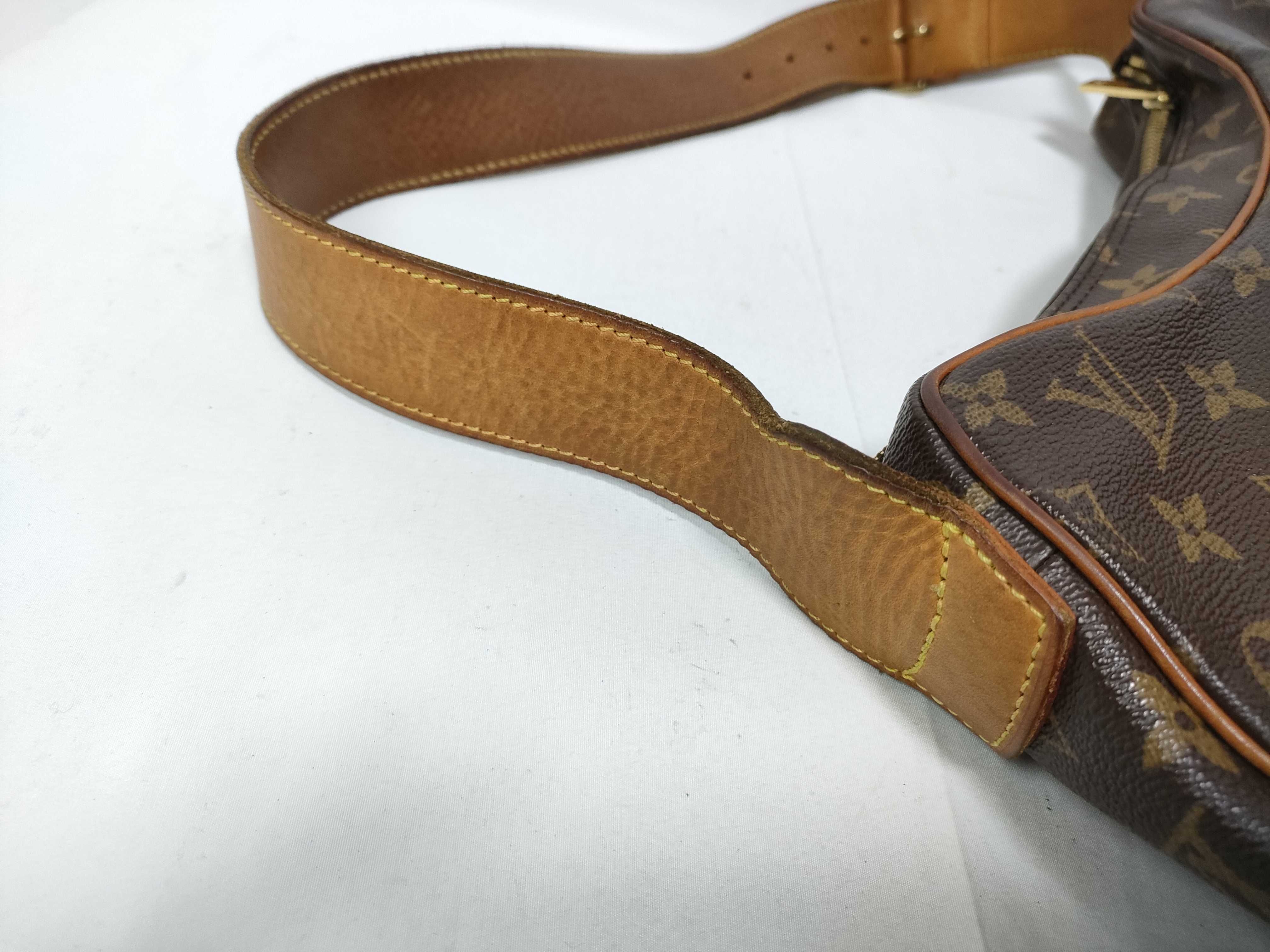 Monogram FR- Monogram Croissant GM M51511 Bag Shoulder Bag — view 6