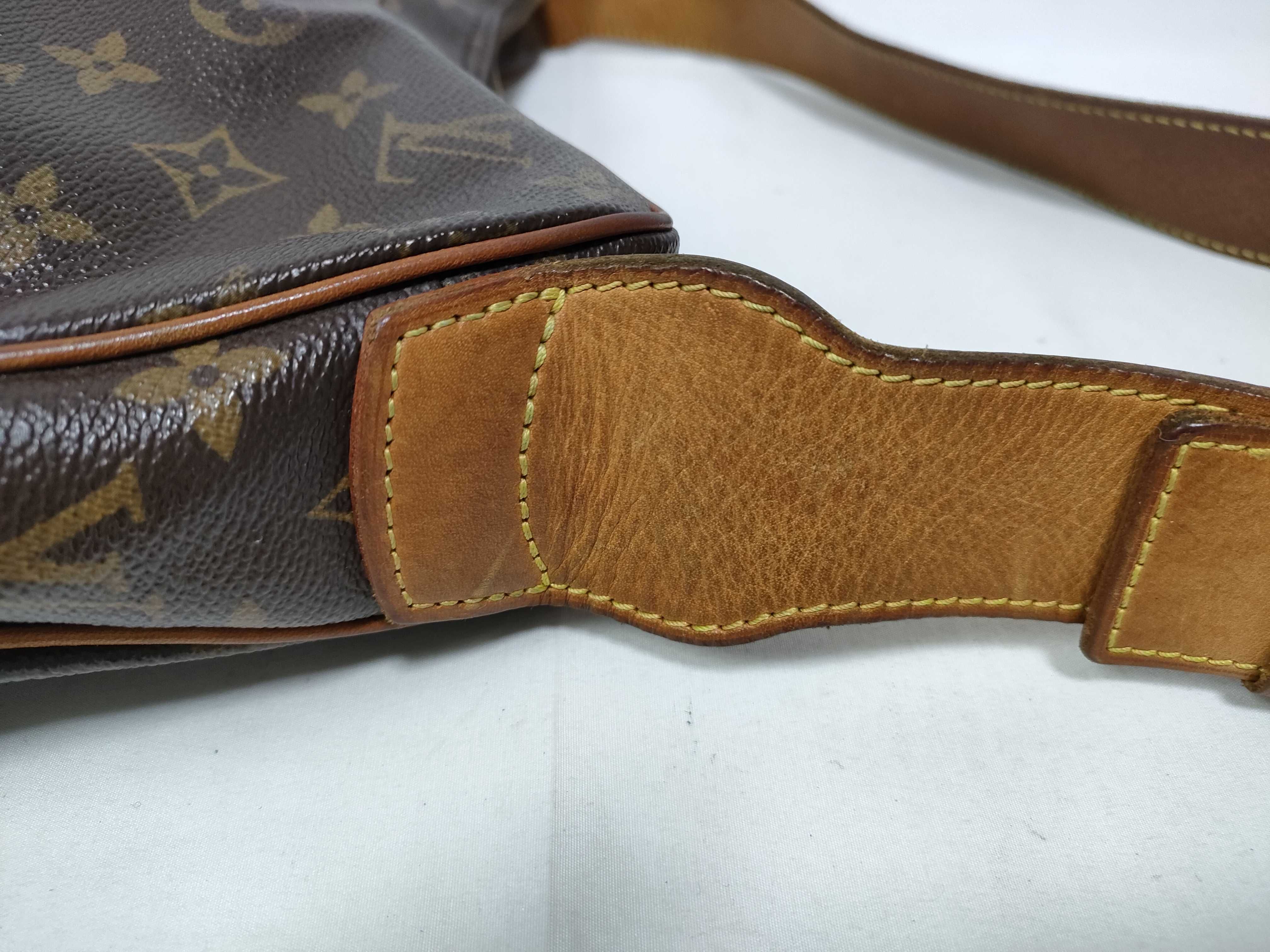 Monogram FR- Monogram Croissant GM M51511 Bag Shoulder Bag — view 10