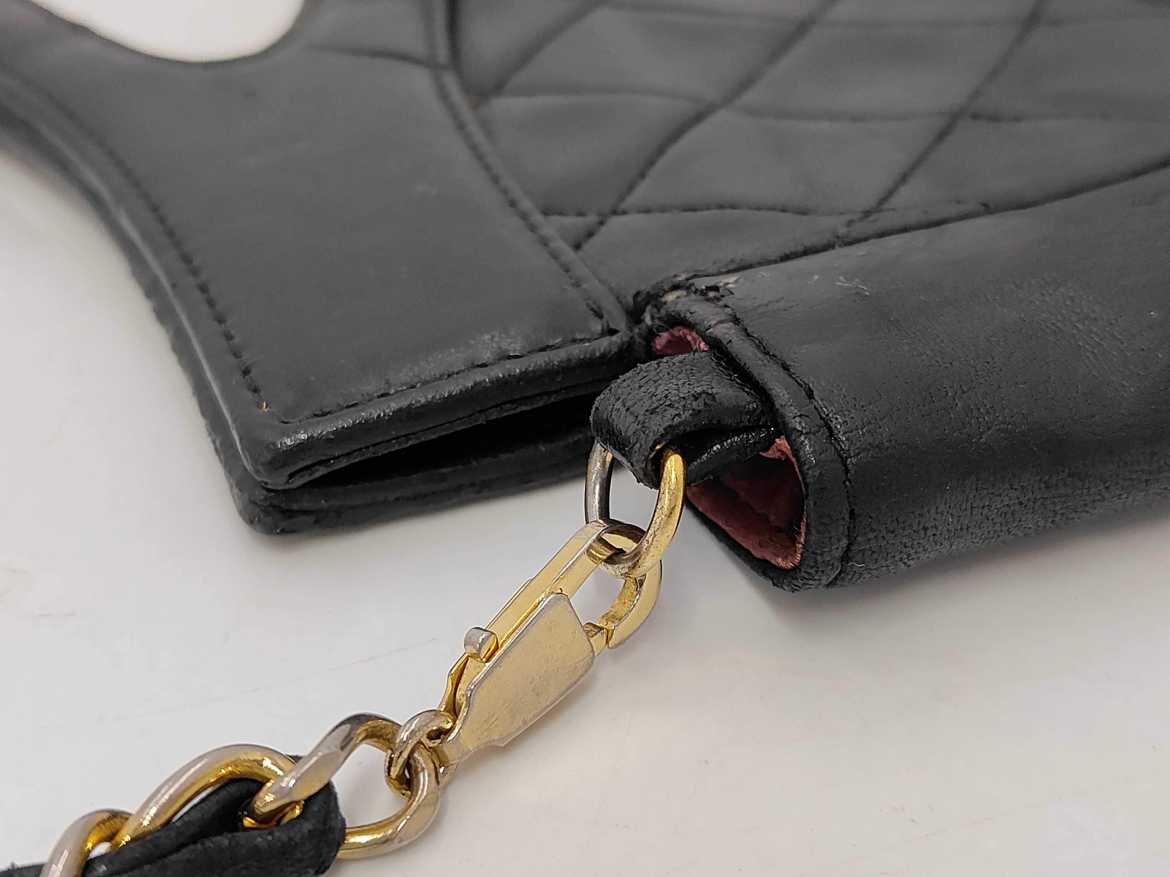 Matelassé Chain Shoulder Bag (Black) — view 5