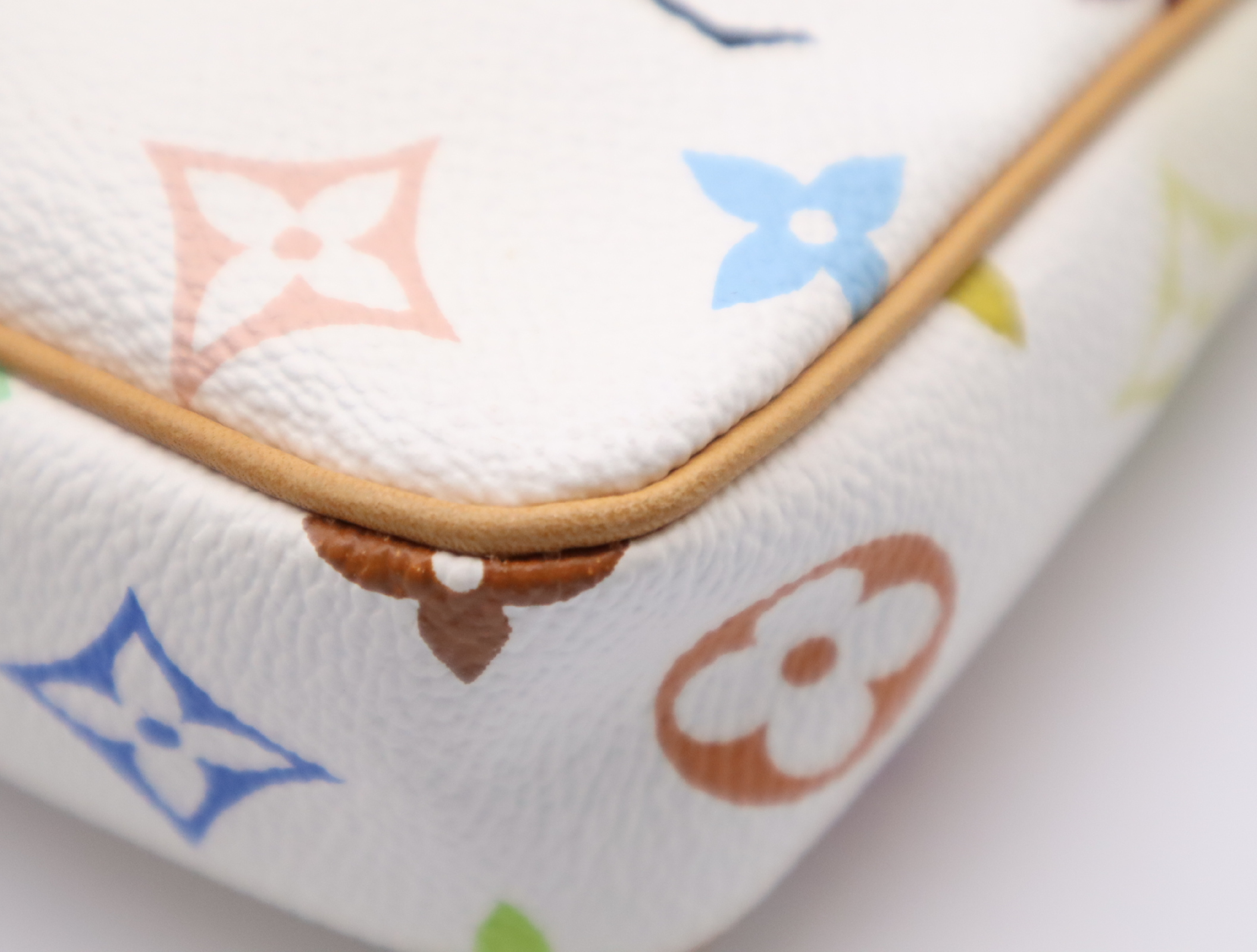 M92649 Multicolor Pochette Accessoires Blanc (with dust bag and box) — view 7
