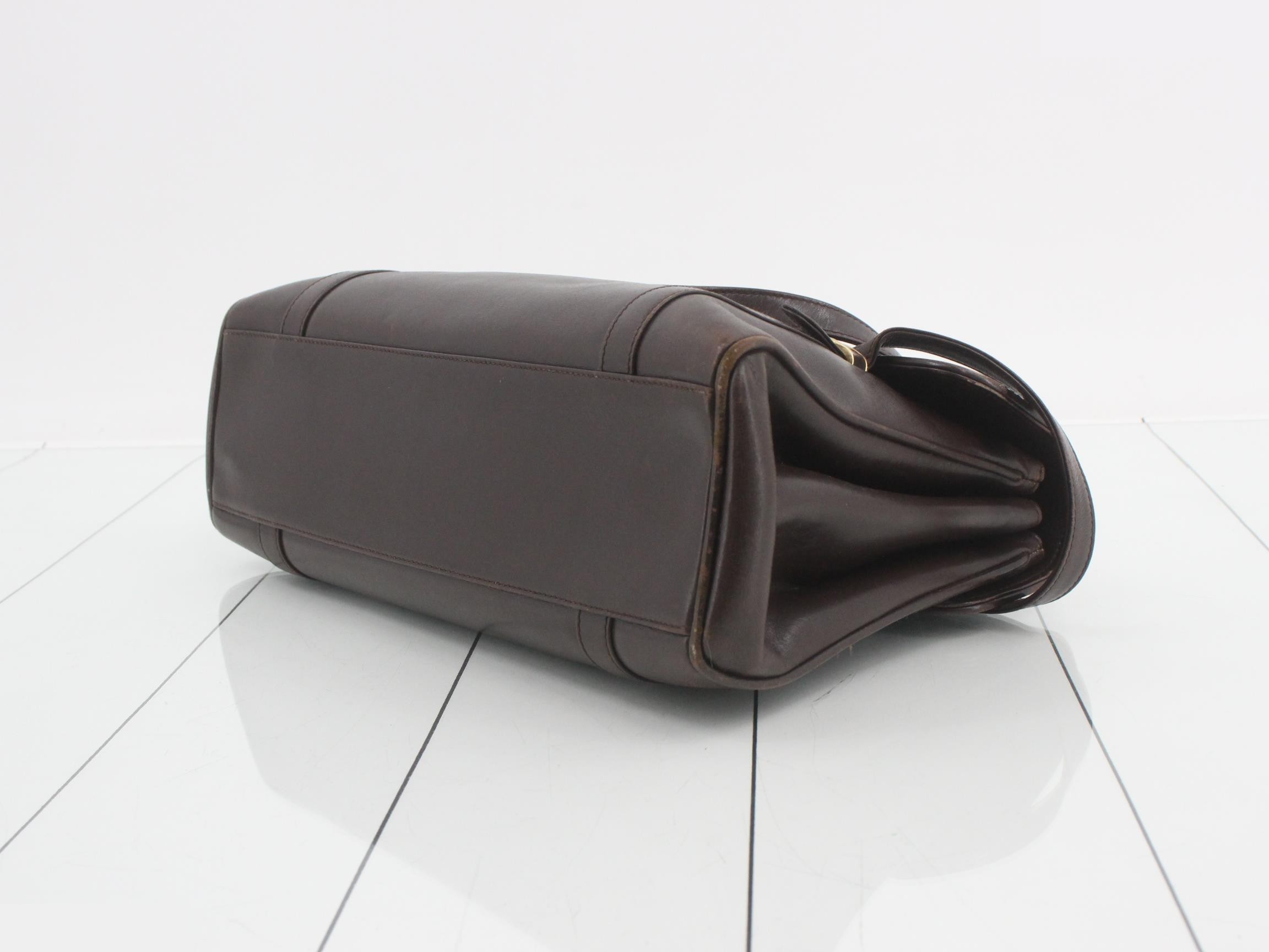 Small leather top-handle bag with interlocking G logo. — view 6