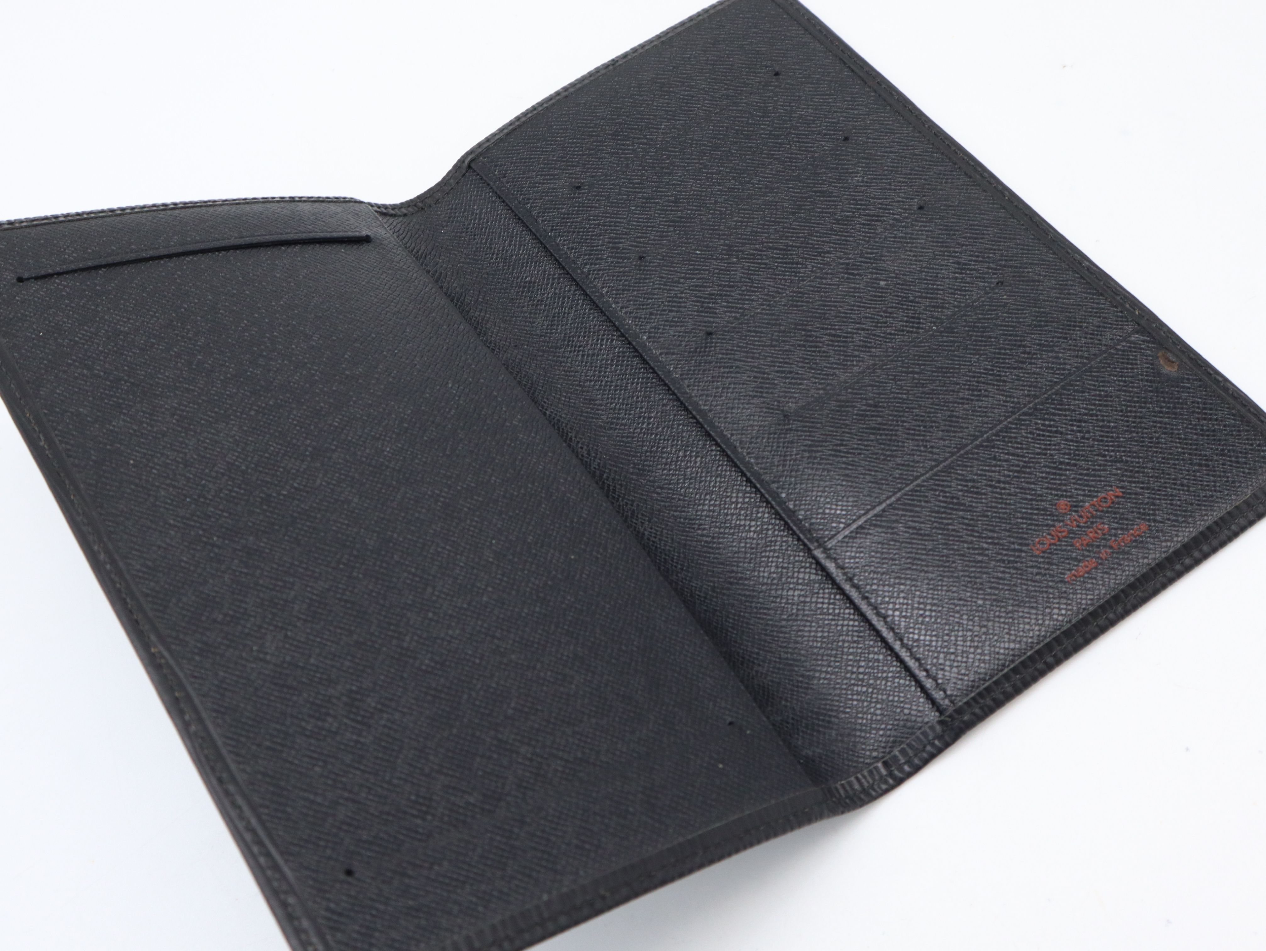 R20082 Epia Genda Horizontal Noir Billfold — view 9