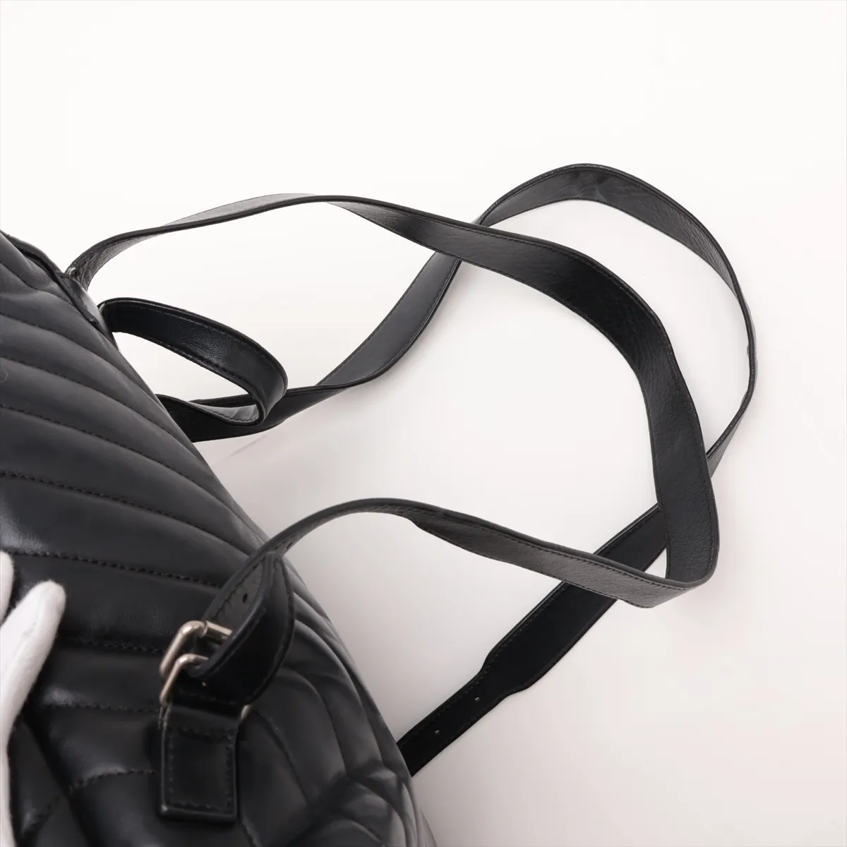 Loulou Medium 487219 Leather Backpack/Rucksack Black — view 6