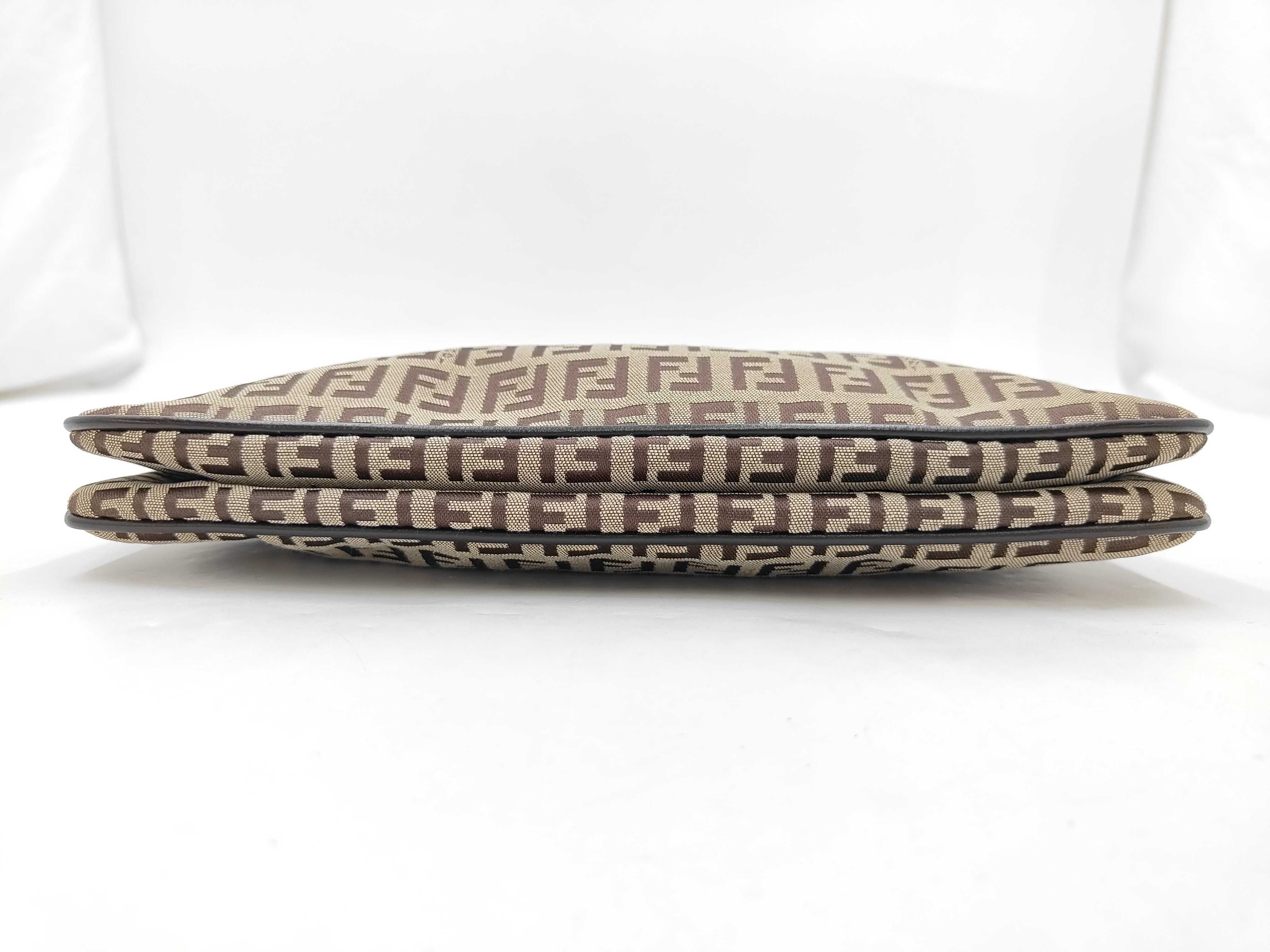 Zucchino Shoulder Bag — view 7