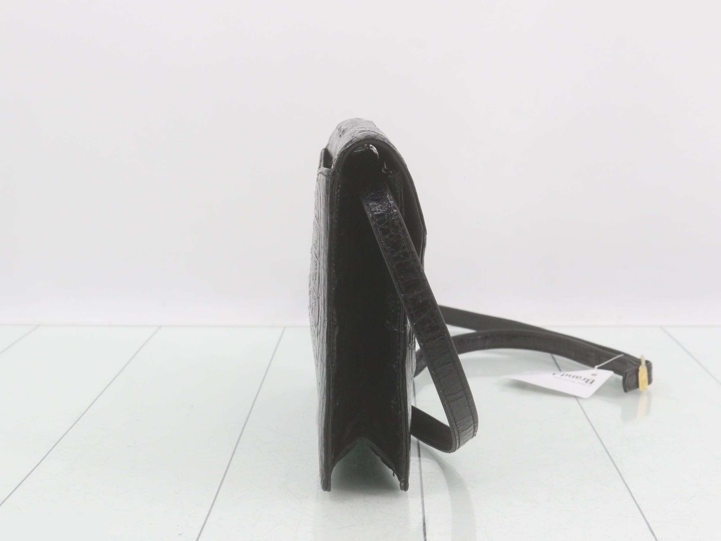 Crocodile shoulder bag — view 4