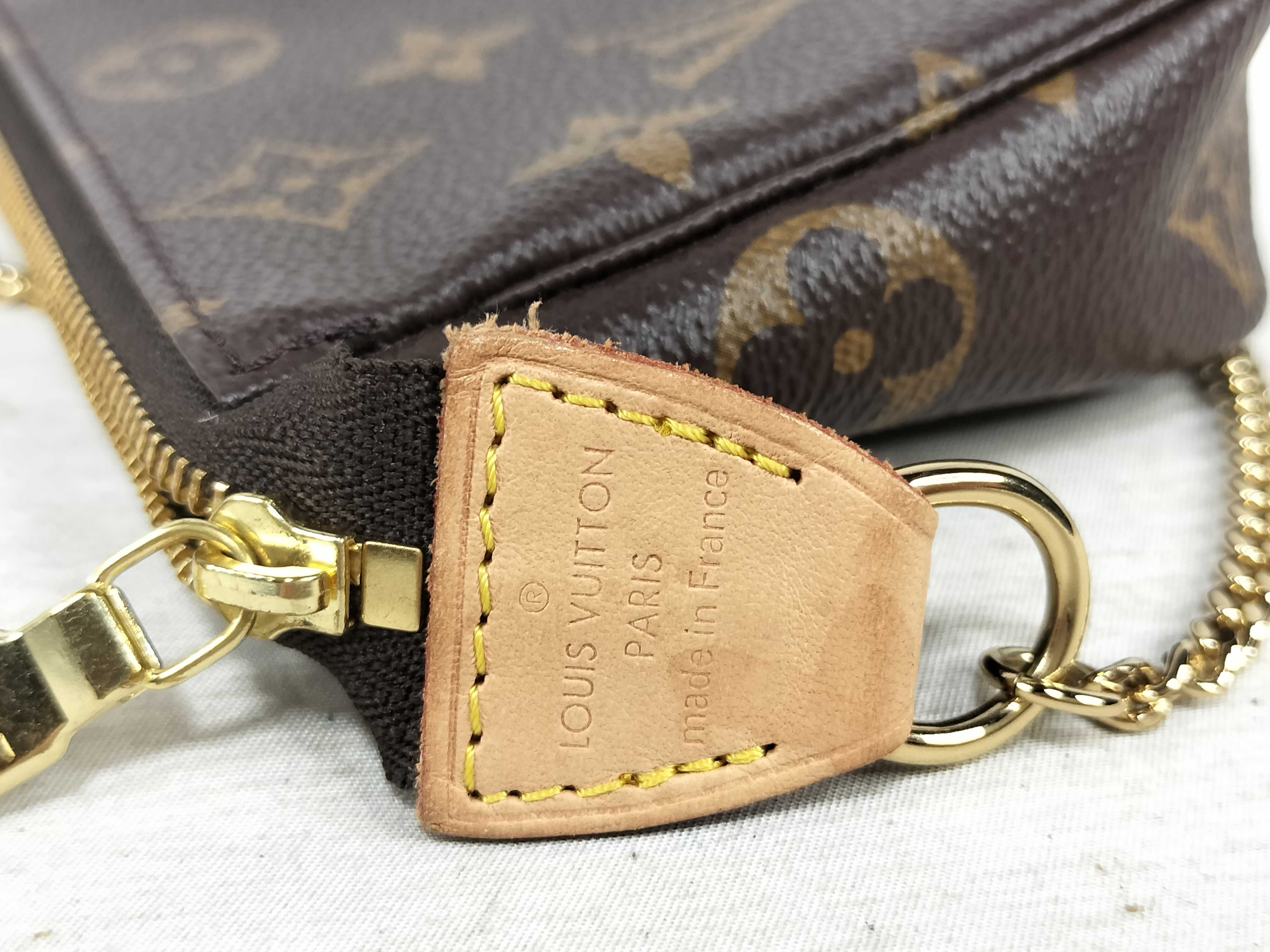 Monogram Louis Vuitton Monogram Pouch Mini Pochette Accessoires M58009 Handbag — view 11