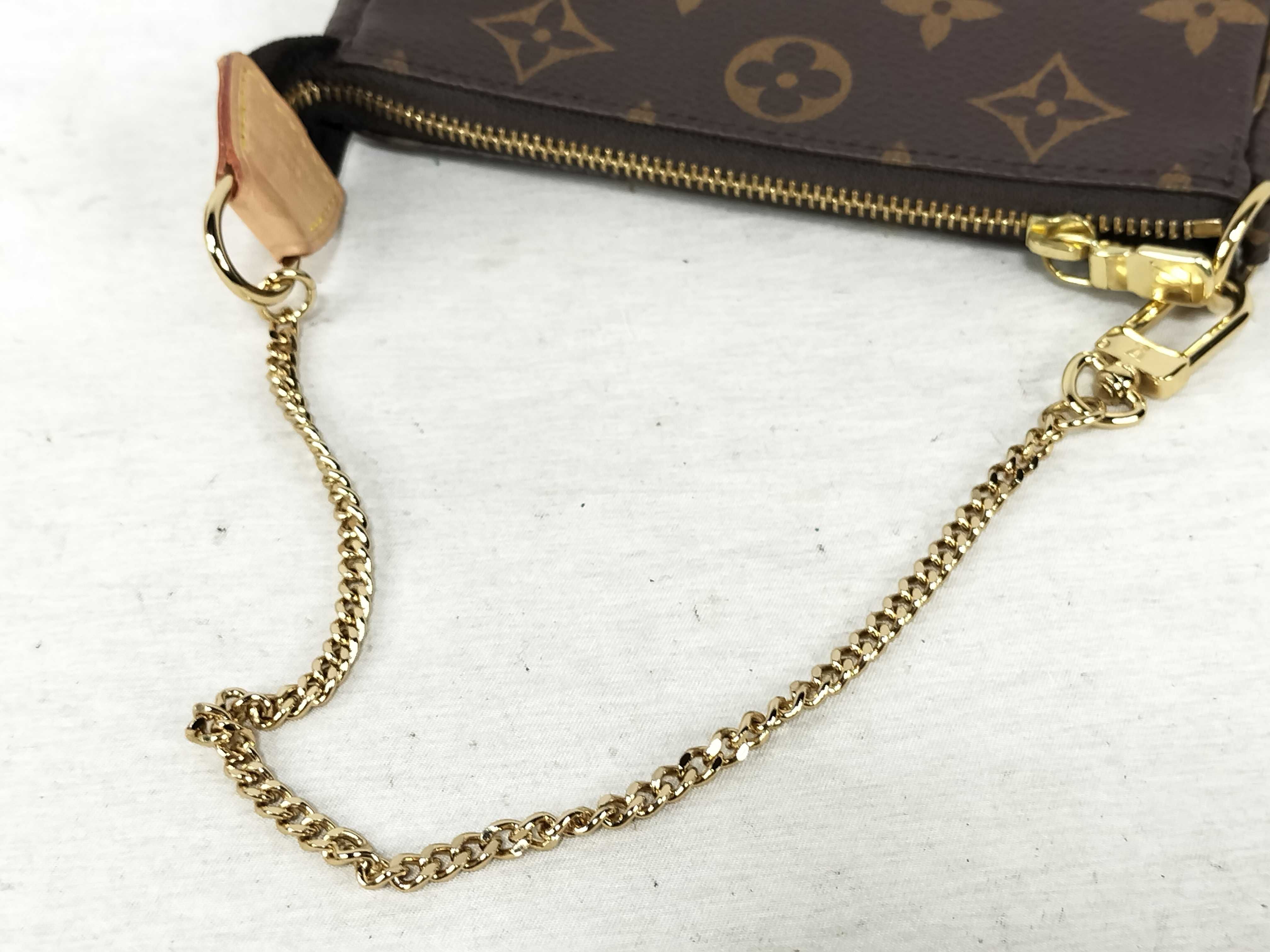 Monogram Louis Vuitton Monogram Pouch Mini Pochette Accessoires M58009 Handbag — view 3