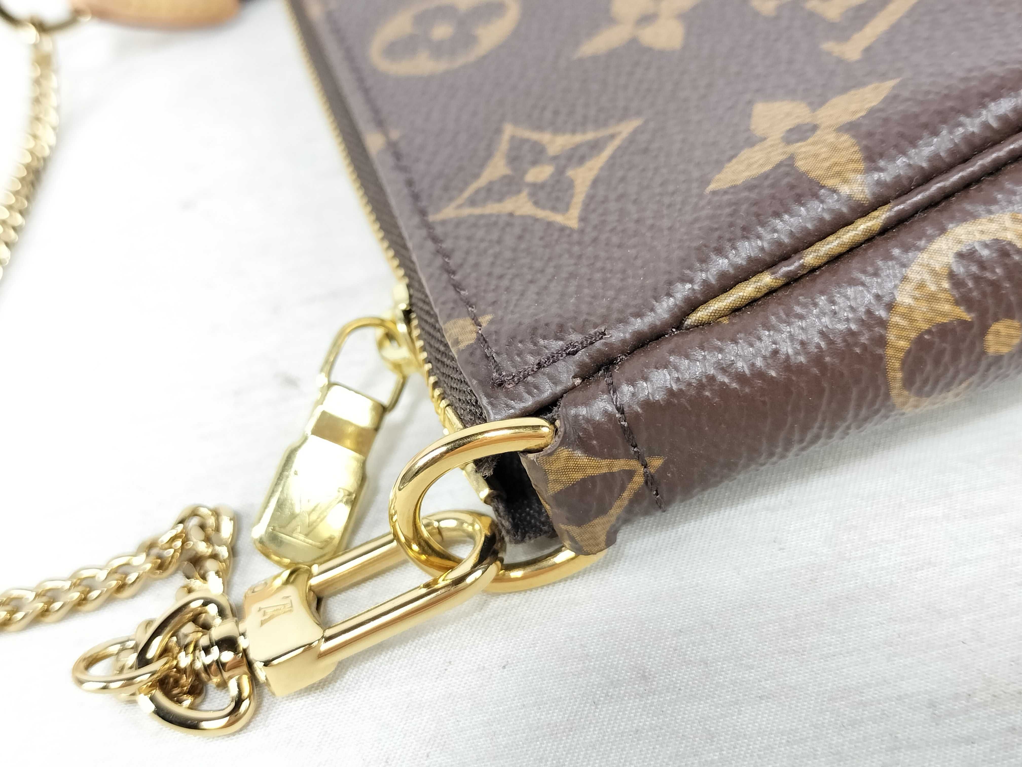Monogram Louis Vuitton Monogram Pouch Mini Pochette Accessoires M58009 Handbag — view 5