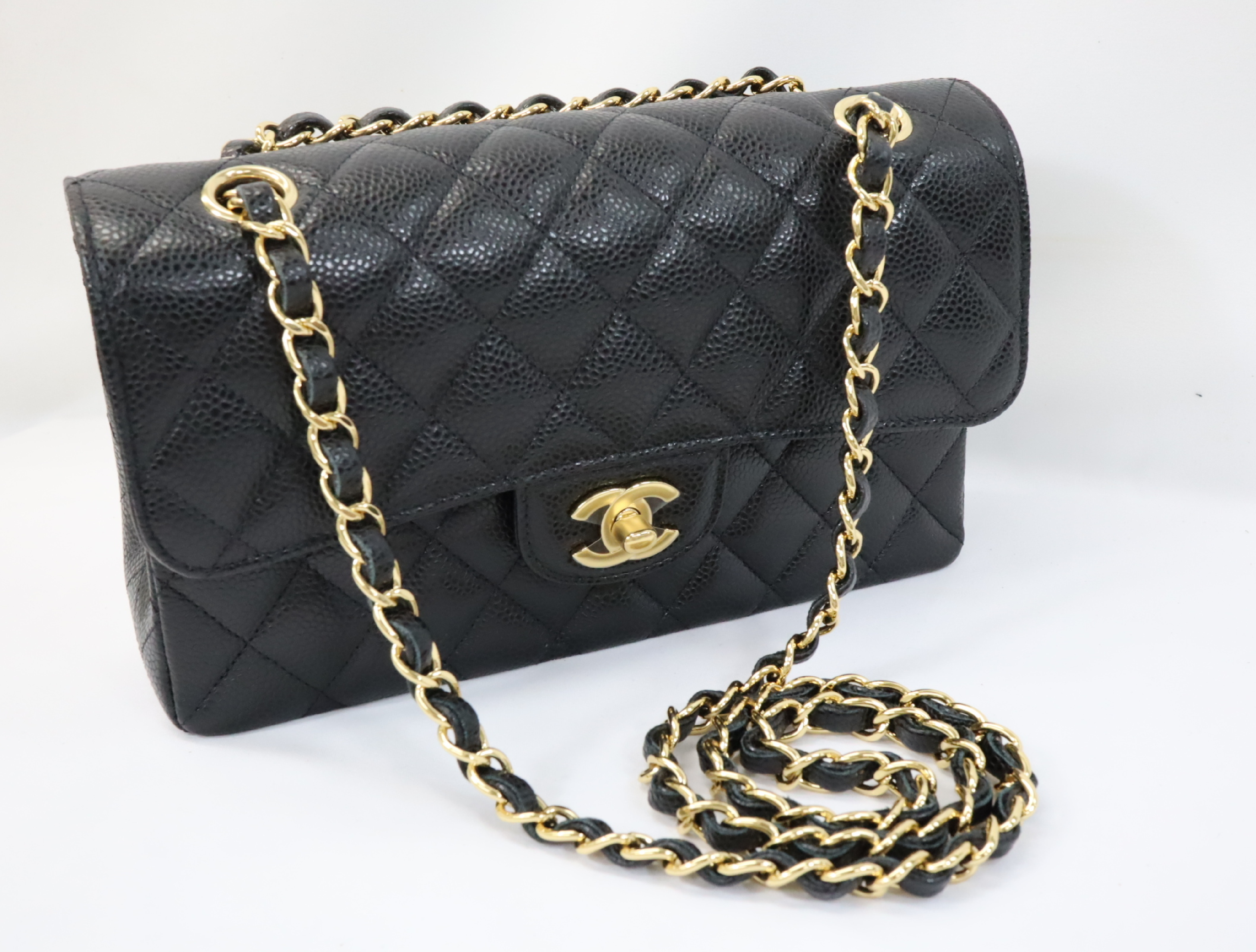 Matelassé 23 Caviar Skin Double Flap Black Serial Number 30s Gold Hardware A01113? Shoulder Bag — view 3