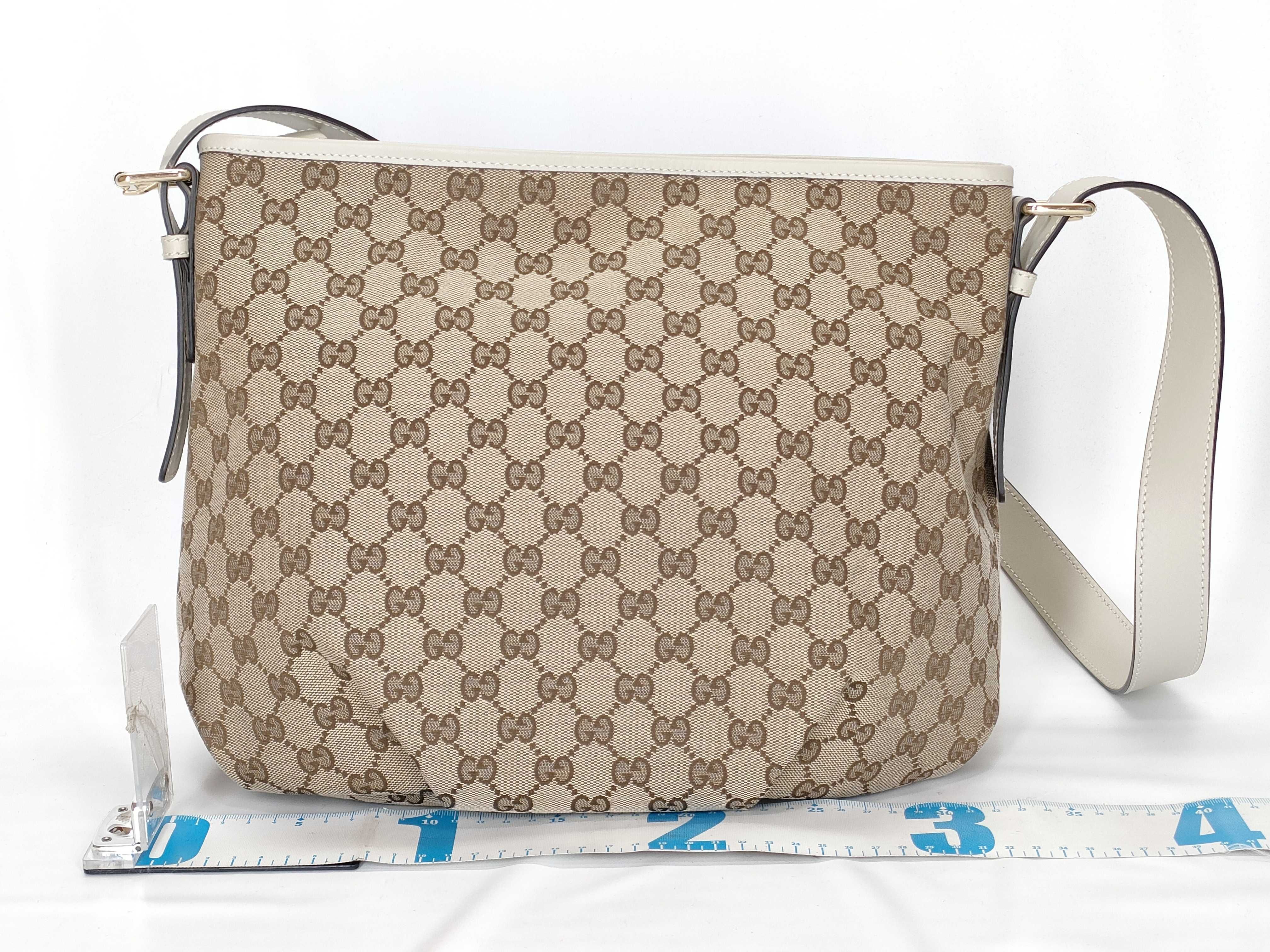 GG Canvas Shoulder Bag — view 2