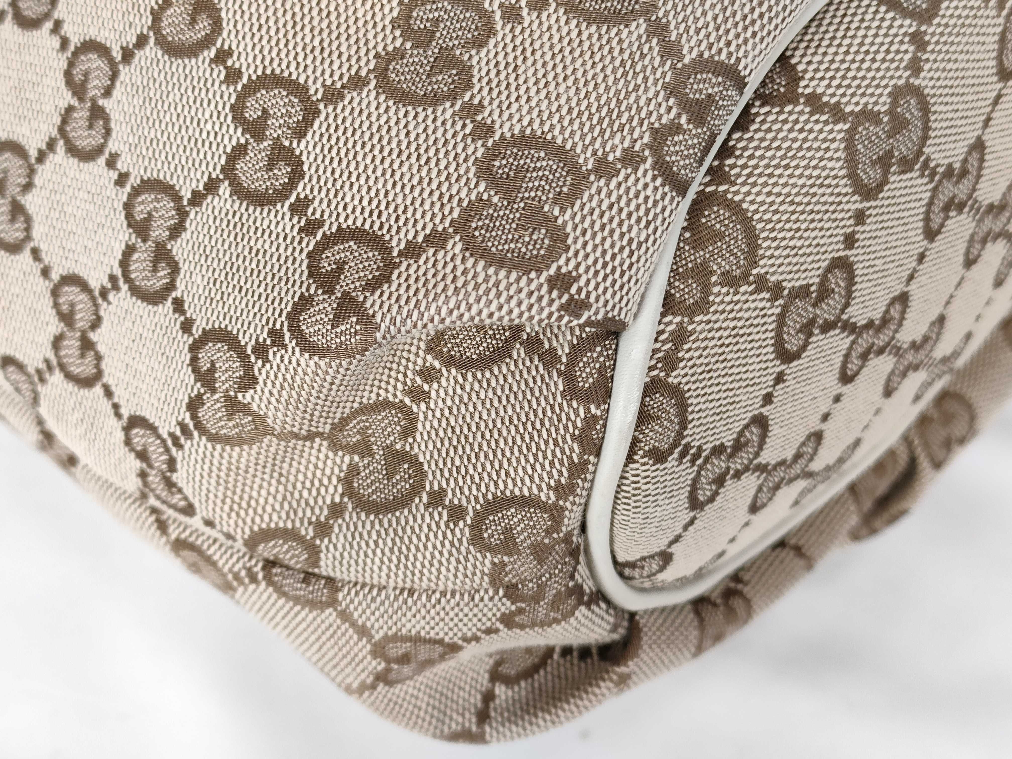 GG Canvas Shoulder Bag — view 7
