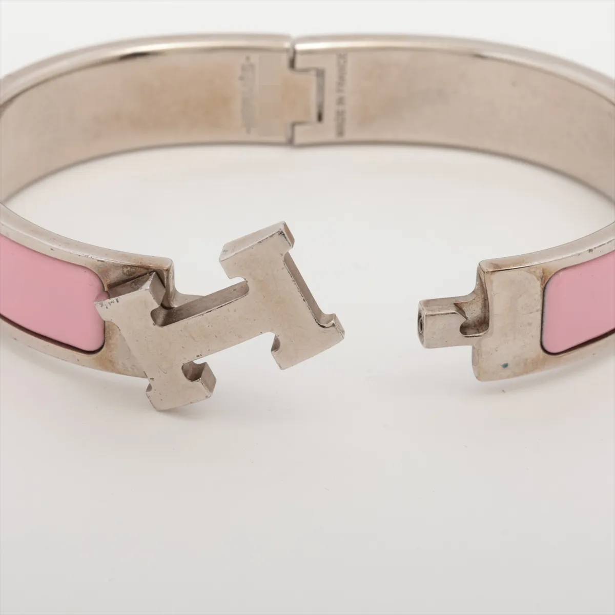 Click H Fan ST0270 Bangle, Metal, Silver x Pink. Shows signs of wear, — view 5
