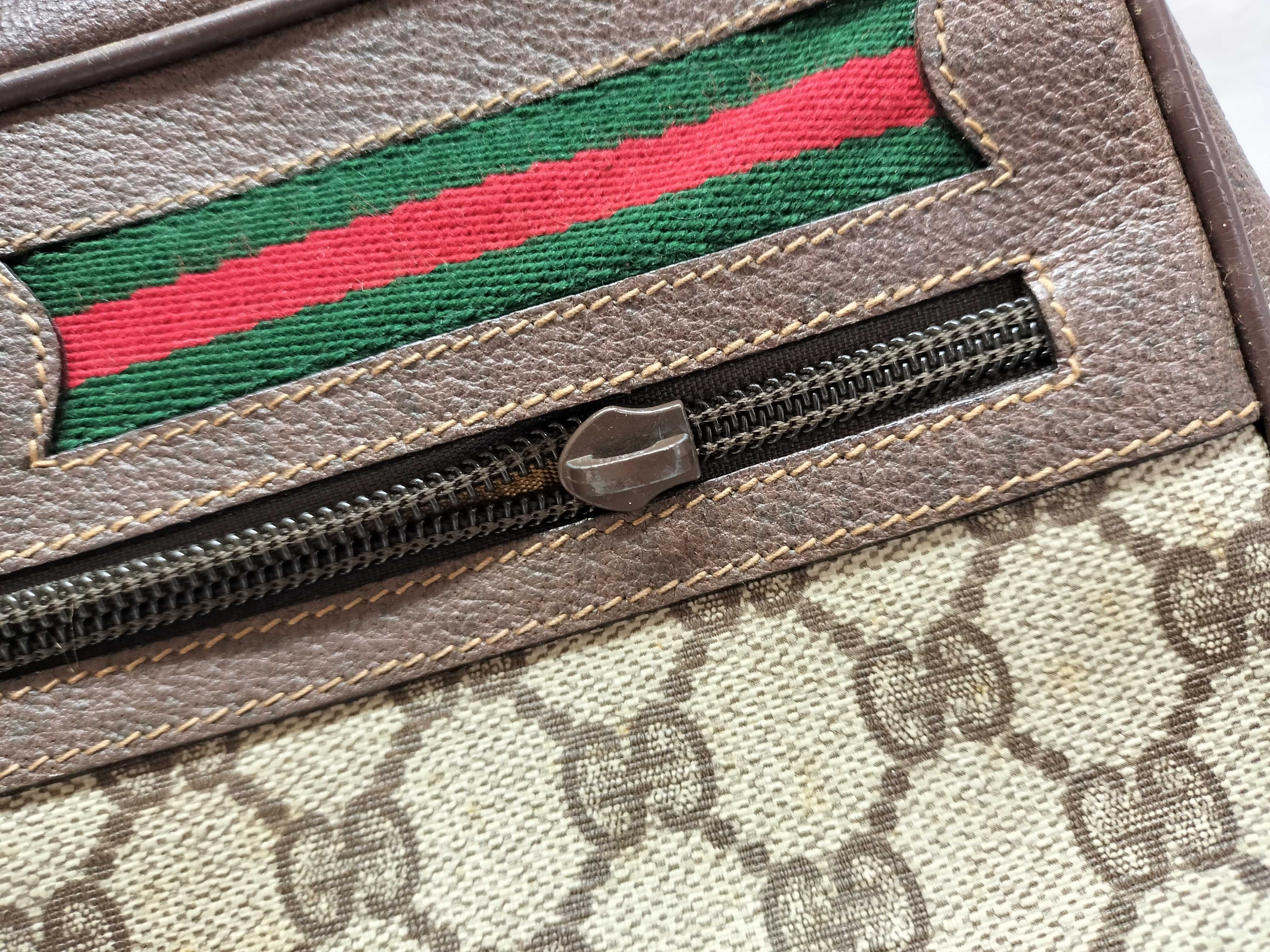 GG Supreme Old Gucci Sherry Line 001.56.6472 Shoulder Bag — view 7